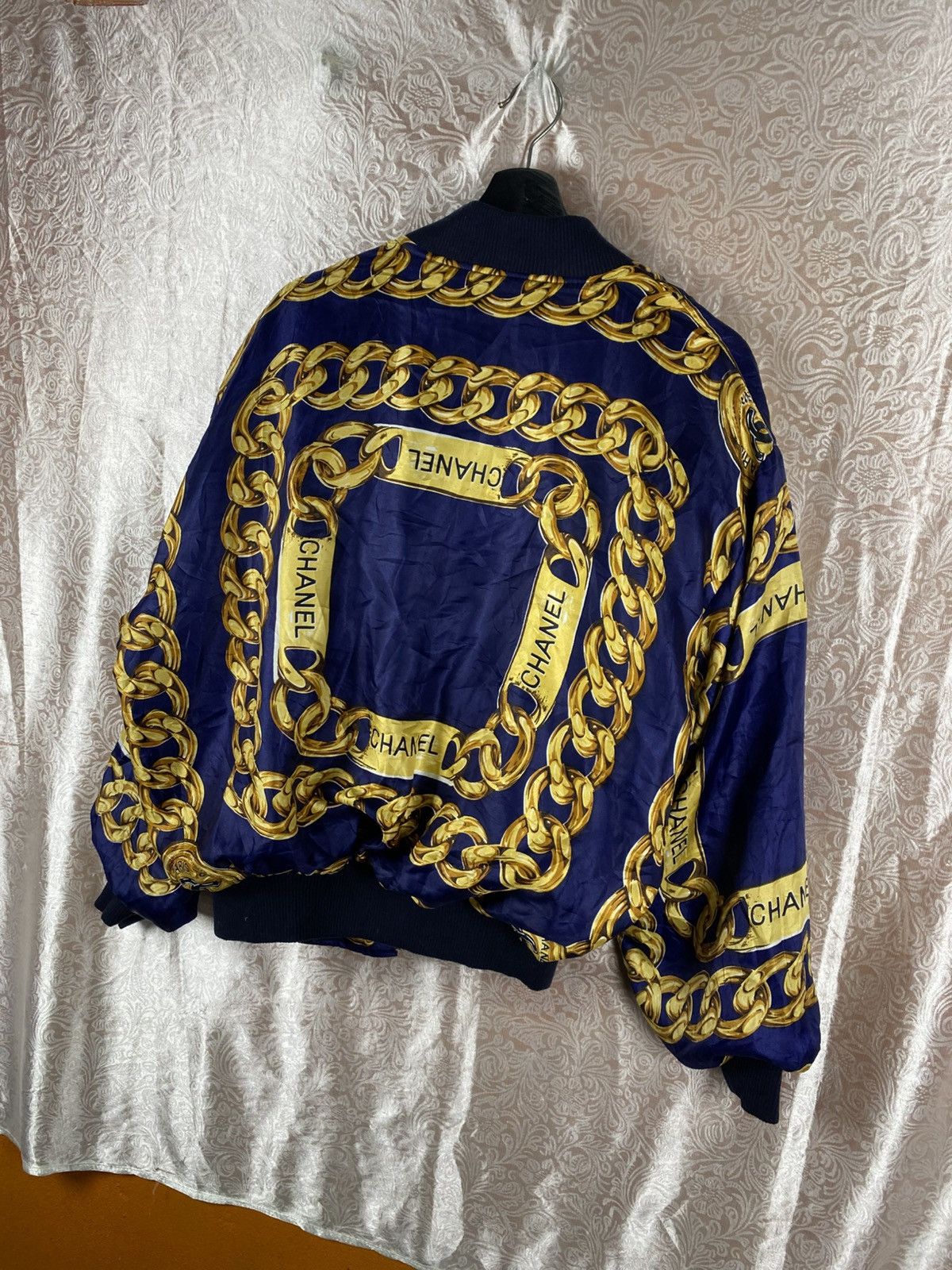 Vintage Vintage Baroque Chain Print Bomber Chanel Inspired Y2K Size US L / EU 52-54 / 3 - 16 Thumbnail