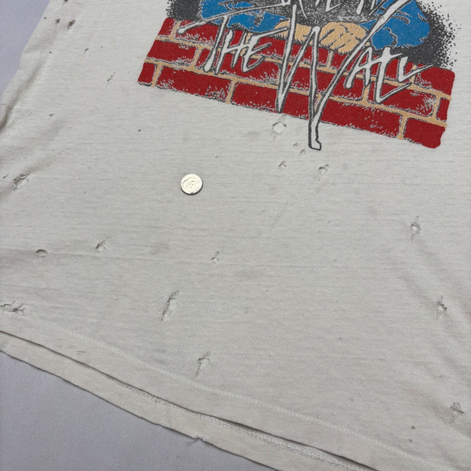 MadeWorn Madeworn Pink Floyd The Wall Distressed T Shirt Small Grunge Size US S / EU 44-46 / 1 - 8 Thumbnail
