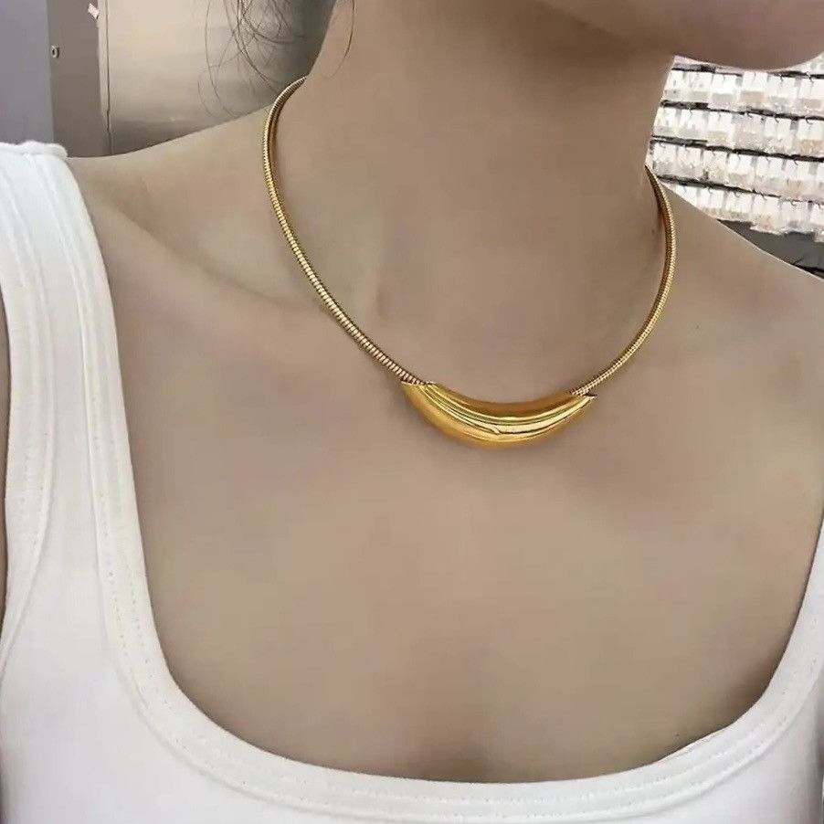 Other Fashion Gold Color Chain Choker Necklace Size ONE SIZE - 3 Thumbnail