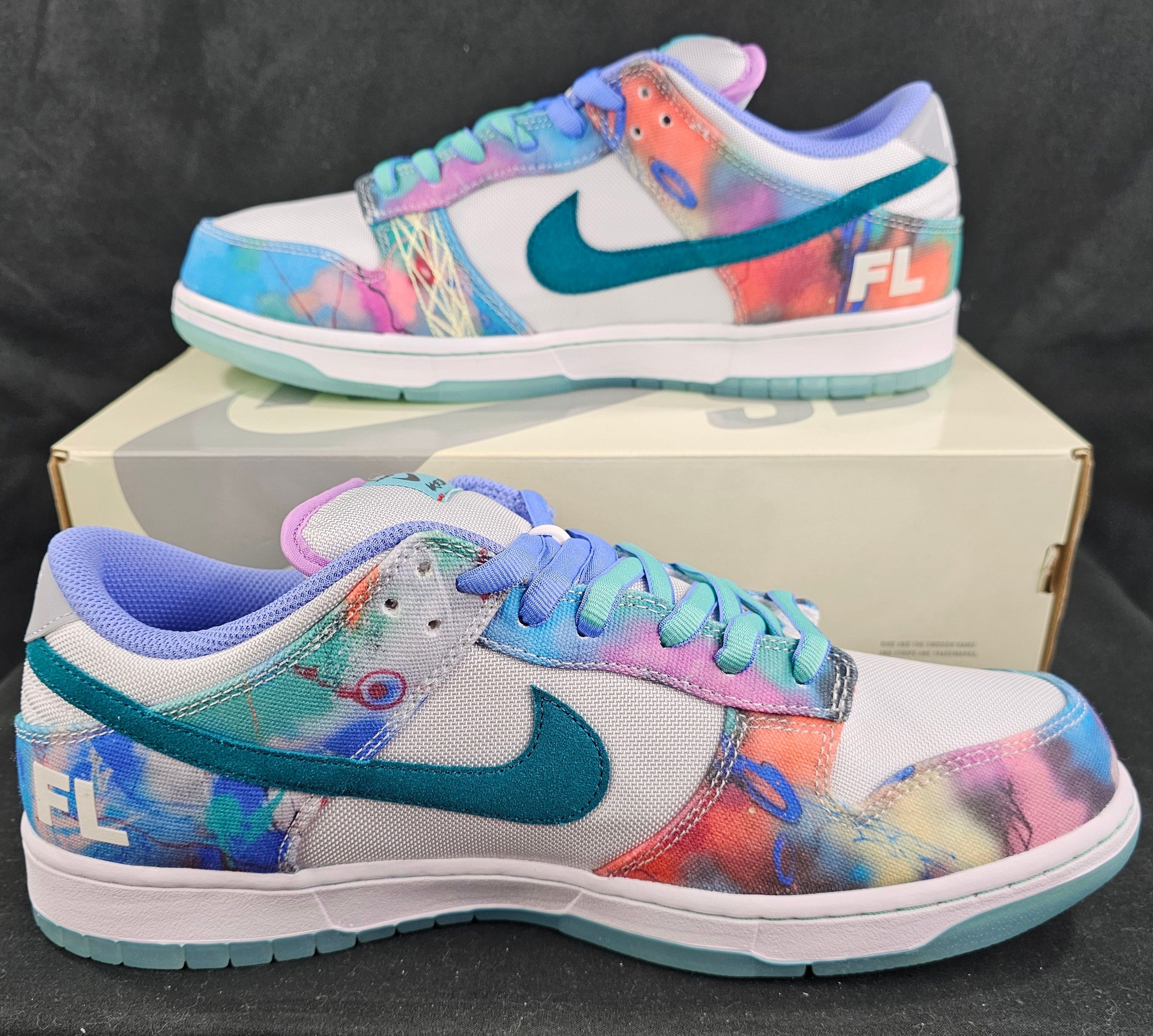 Futura × Nike Nike SB Dunk Low x Futura Laboratories Bleached Aqua NEW Size US 13 / EU 46 - 3 Thumbnail