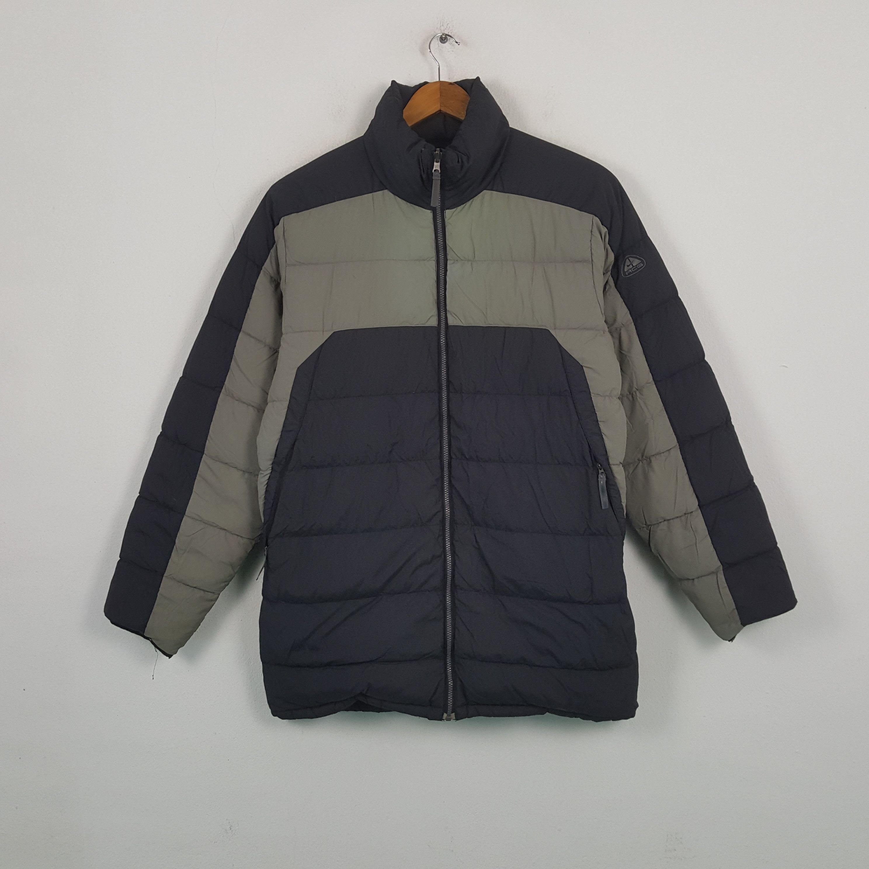 Nike Vintage Nike ACG Reversible Puffer Jacket RR17 Size US L / EU 52-54 / 3 - 4 Thumbnail
