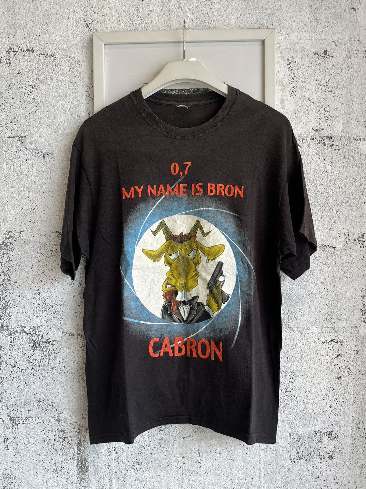 Camel × Vintage Vintage CAMEL Parody 007 is CARBON Tshirt Size US L / EU 52-54 / 3 - 2 Thumbnail