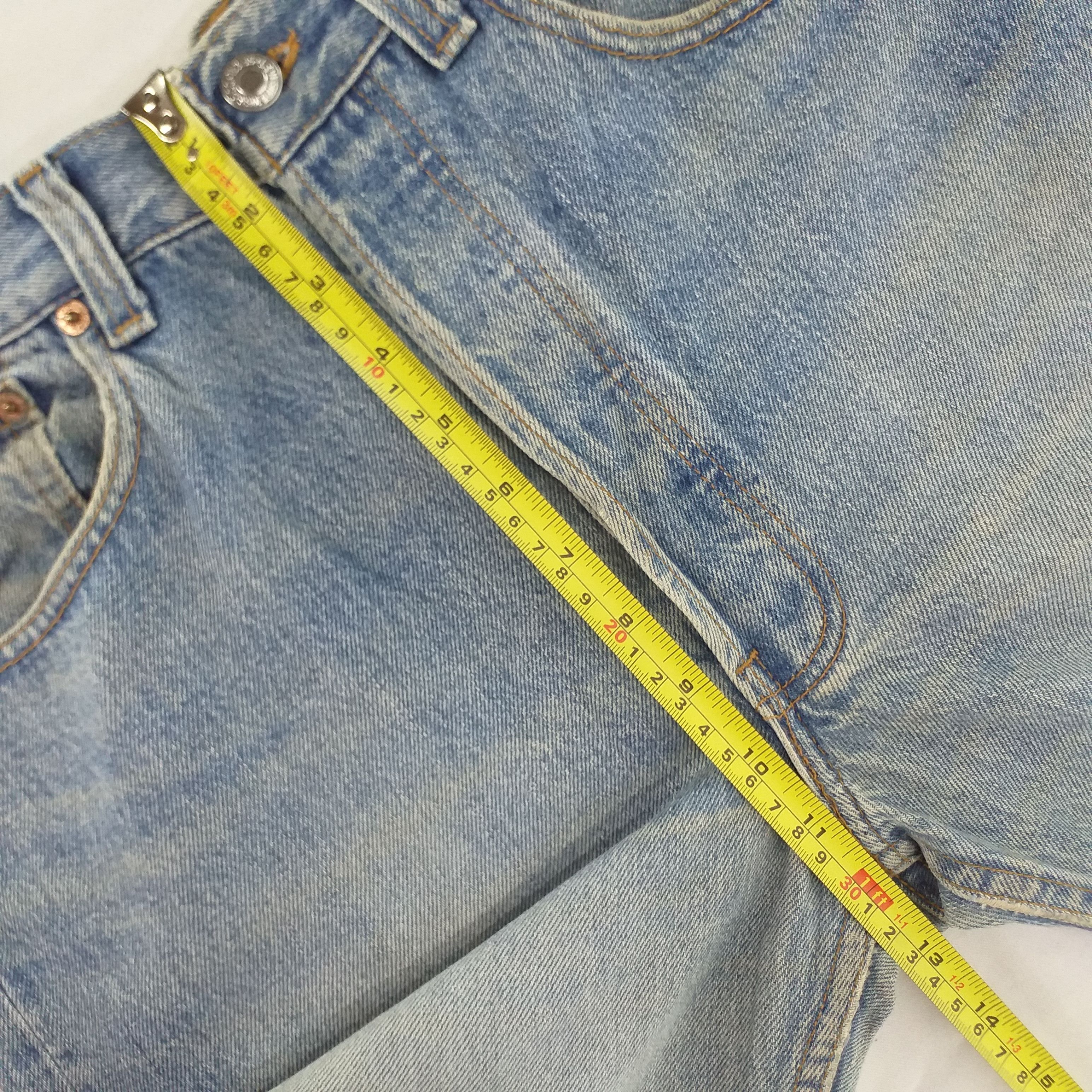 Levi's 90's Levi's 501 Vintage Clothing Distressed 31 x 29.5 -JN029 Size US 31 - 20 Thumbnail