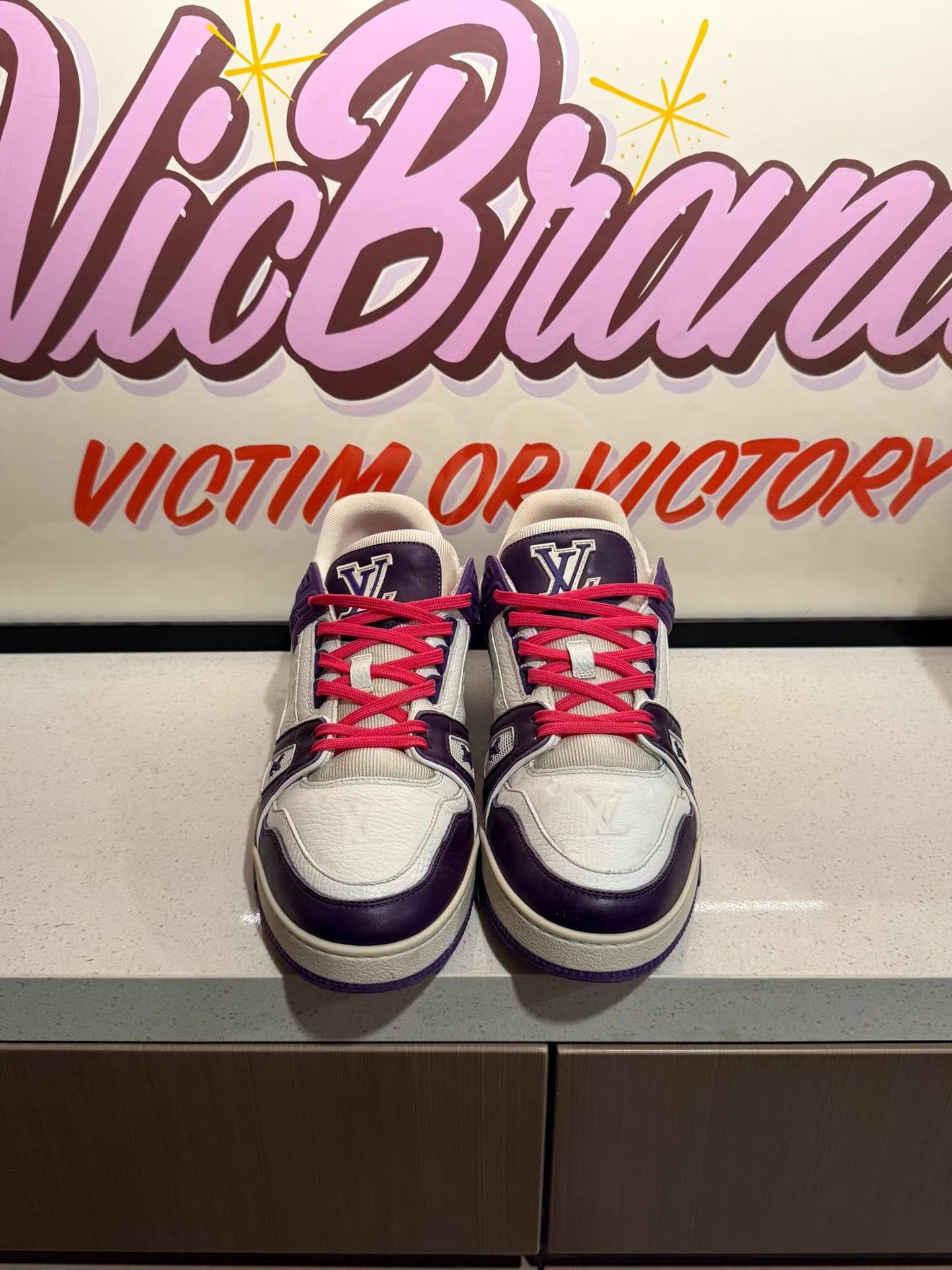 Louis Vuitton Louis Vuitton Trainer basketball-style sneakers Ｑ20 Size US 8.5 / EU 41-42 - 3 Thumbnail