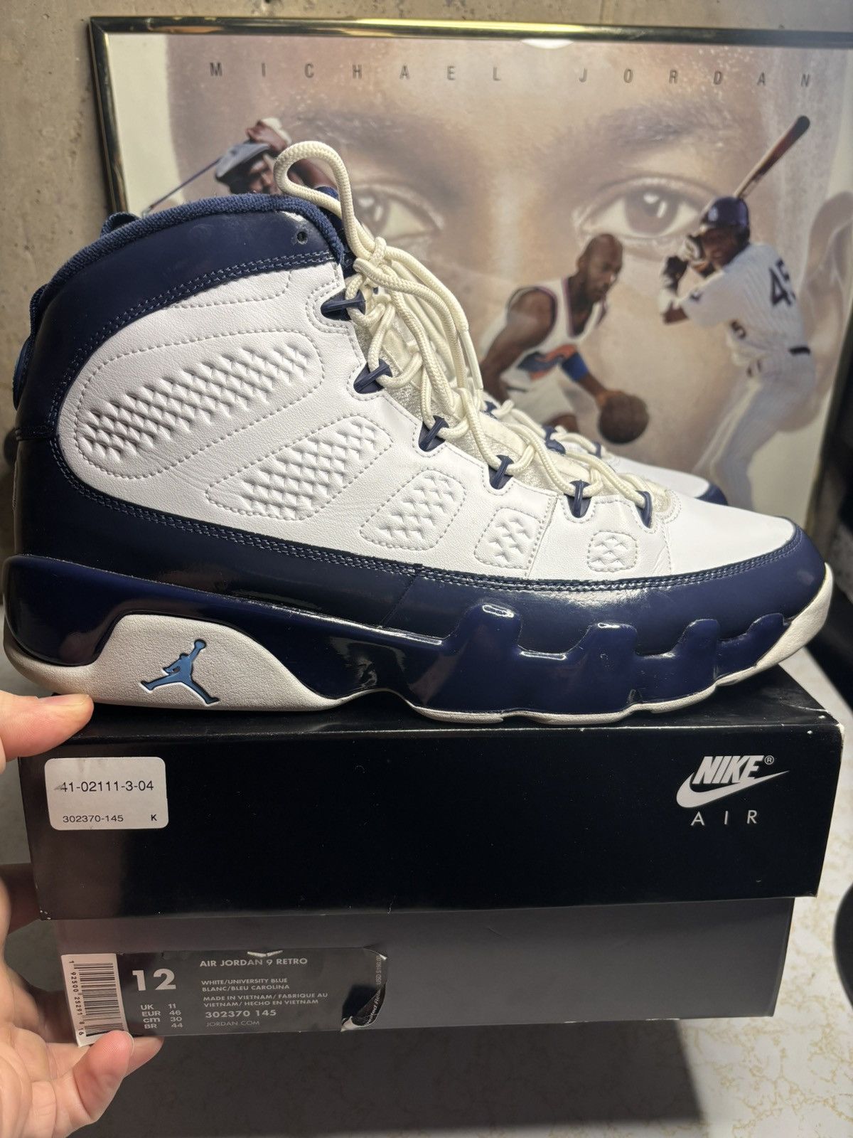 Jordan Retro 'university blue'