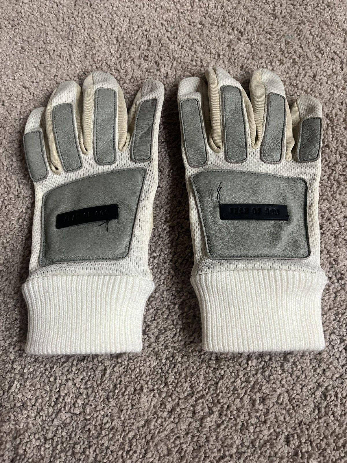 Fear of God Fear of god goalkeeper gloves size l/xl | Grailed