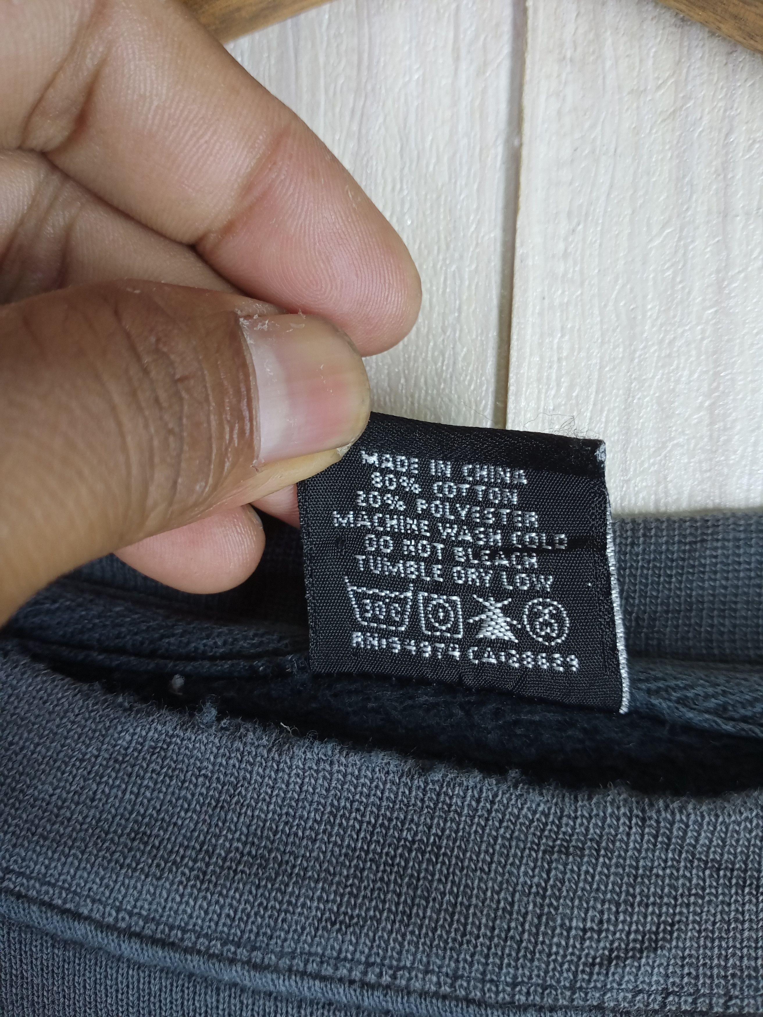 Stussy Very Rare Vintage Distressed Stussy Graffiti Sweatshirt Size US XL / EU 56 / 4 - 11 Thumbnail