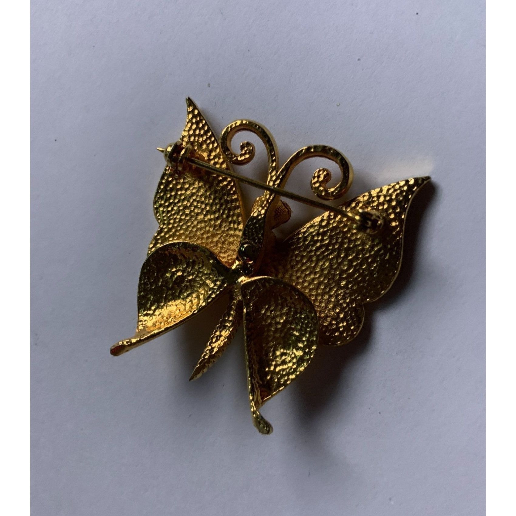 Other Vintage Womens Textured Metal Gold Toned Butterfly Pin Size ONE SIZE - 5 Thumbnail