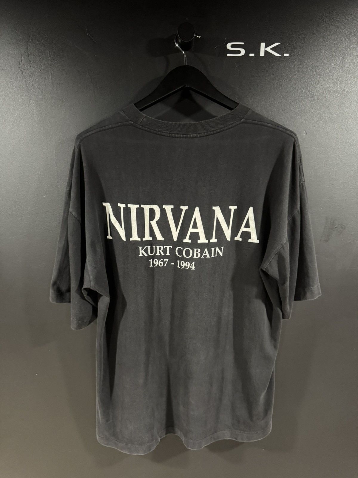 Band Tees 1990s Vintage Nirvana Kurt Cobain Single Stitch Band Tee XL Size US XL / EU 56 / 4 - 7 Thumbnail