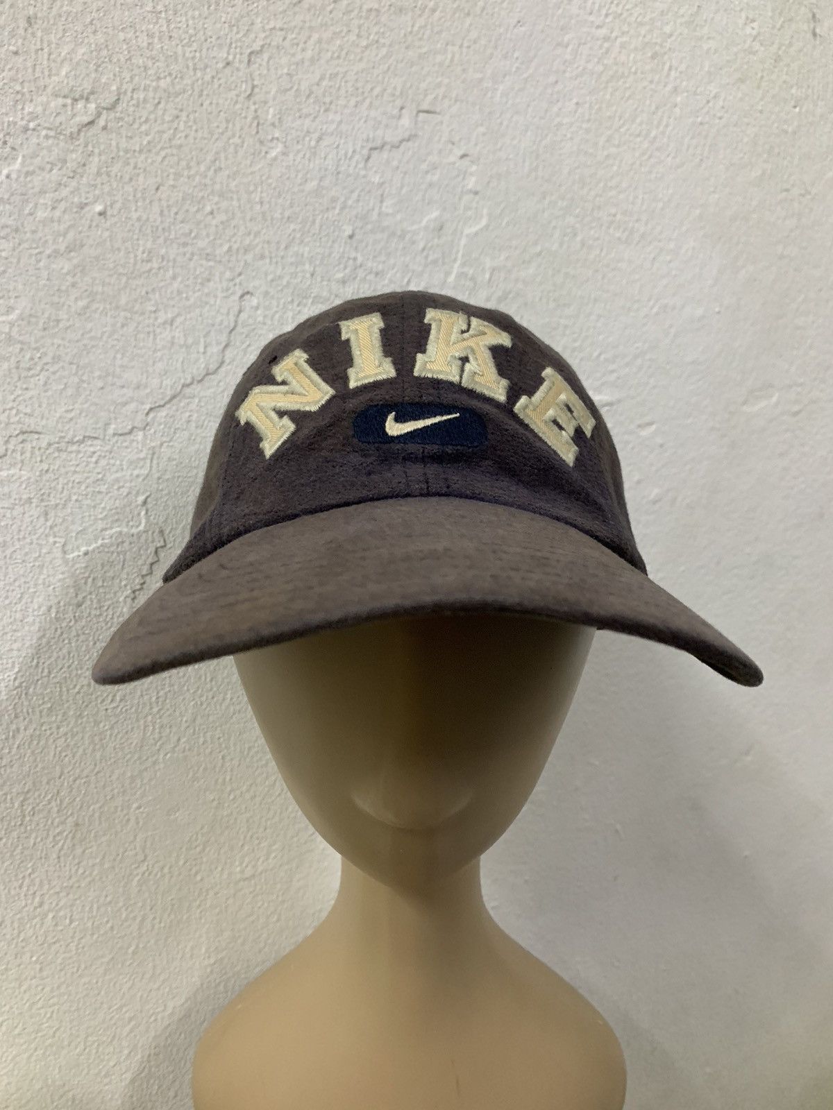 Vintage Nike Pro Classics Embroidered Swoosh Leather Strap