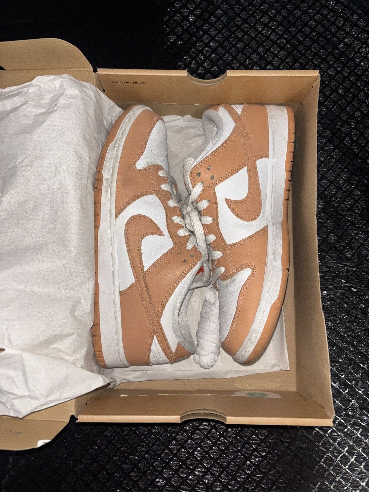 Nike SB Nike SB Dunk "Cognac" Size US 9.5 / EU 42-43 - 9 Thumbnail
