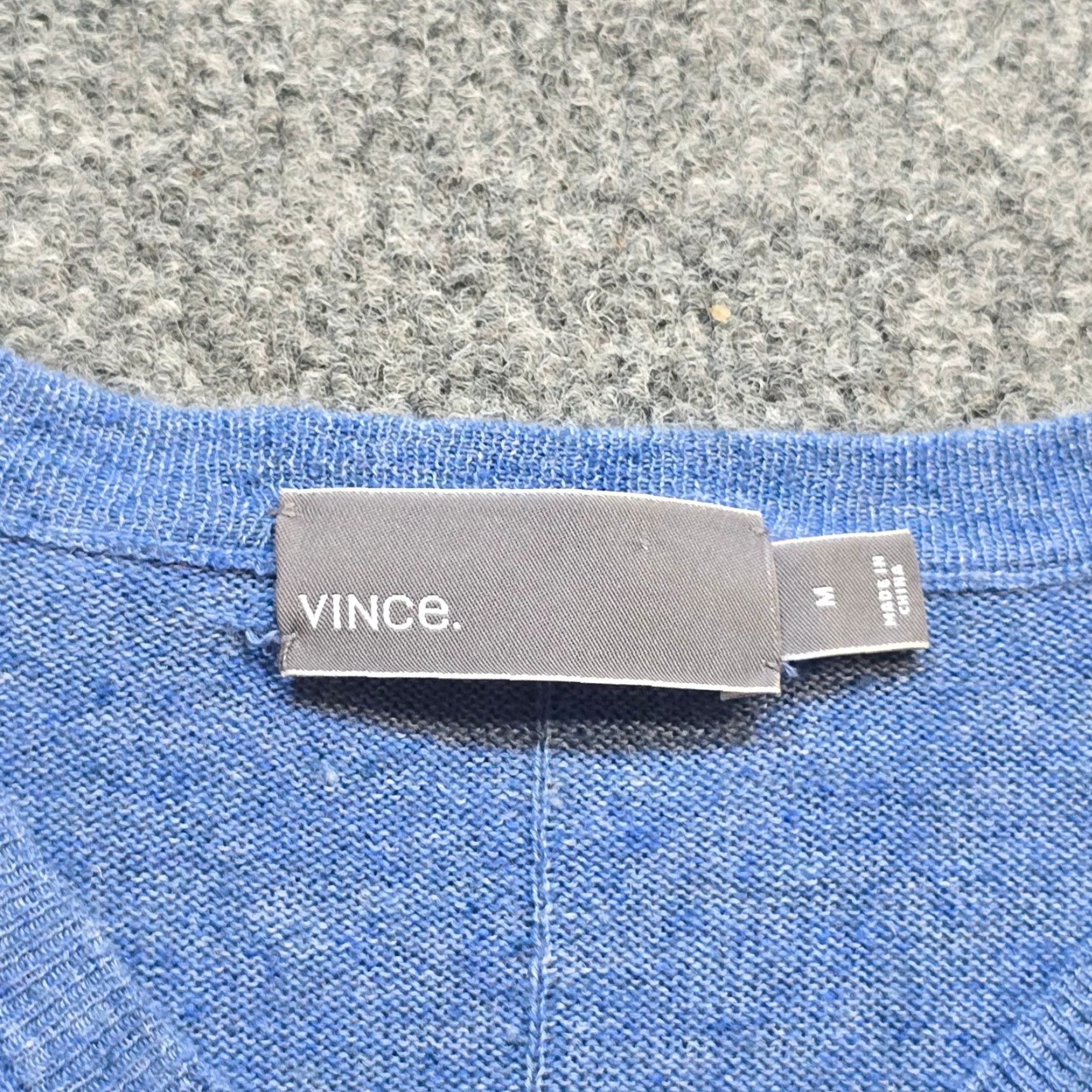 Vince Vince Sweater Men Size Medium Blue Linen Blend Knit V Neck Casual Career Shirt Size US M / EU 48-50 / 2 - 4 Thumbnail