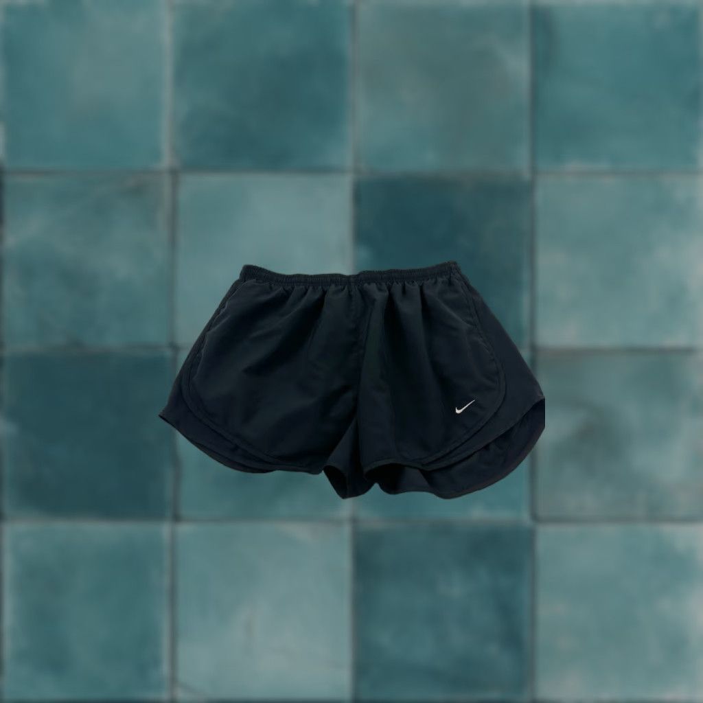 Nike Nike Shorts Womens XL Black Size 40" / US 18 - 1 Thumbnail