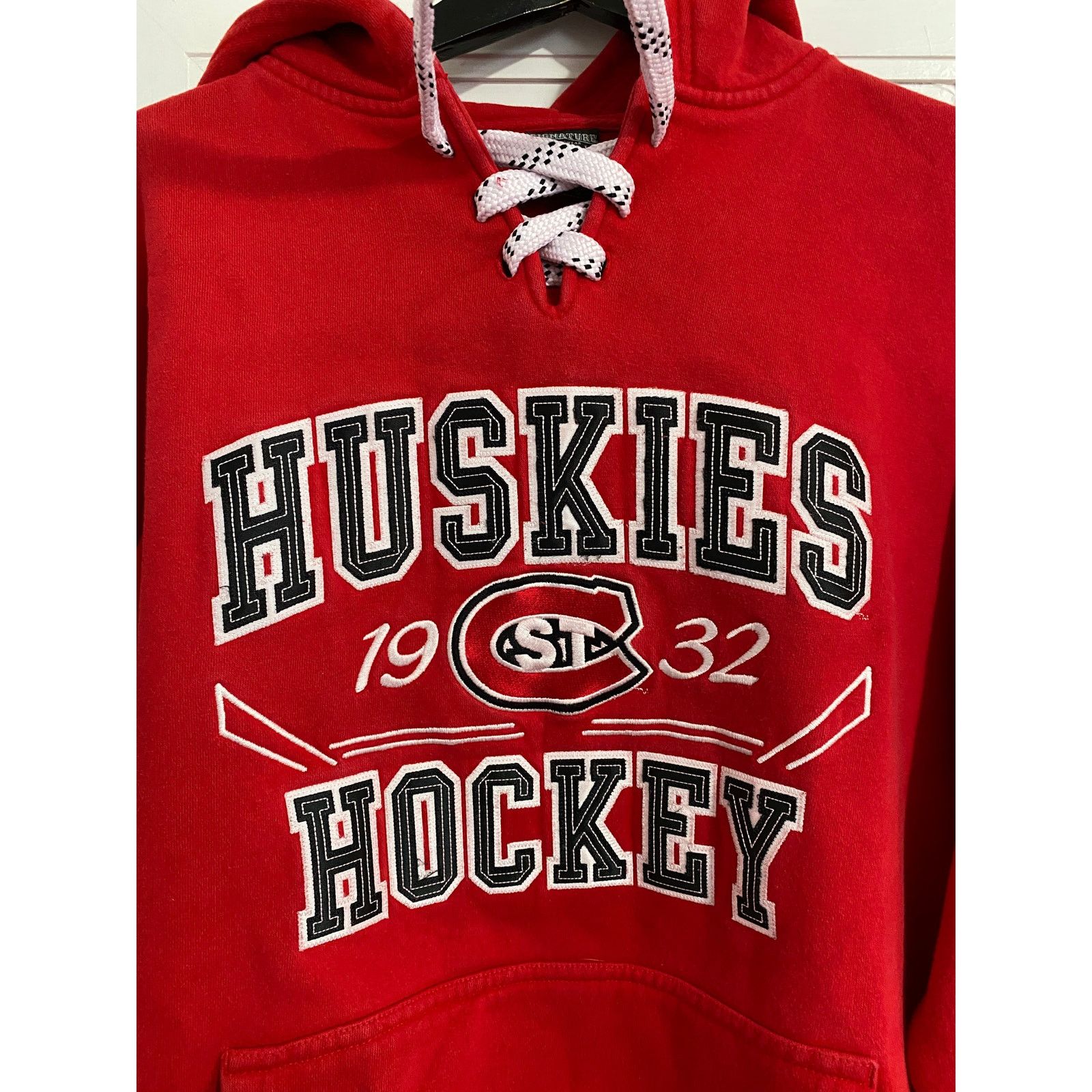 NCAA St. Cloud State Huskies Hockey Hoodie Men's Size Small Size US S / EU 44-46 / 1 - 2 Thumbnail