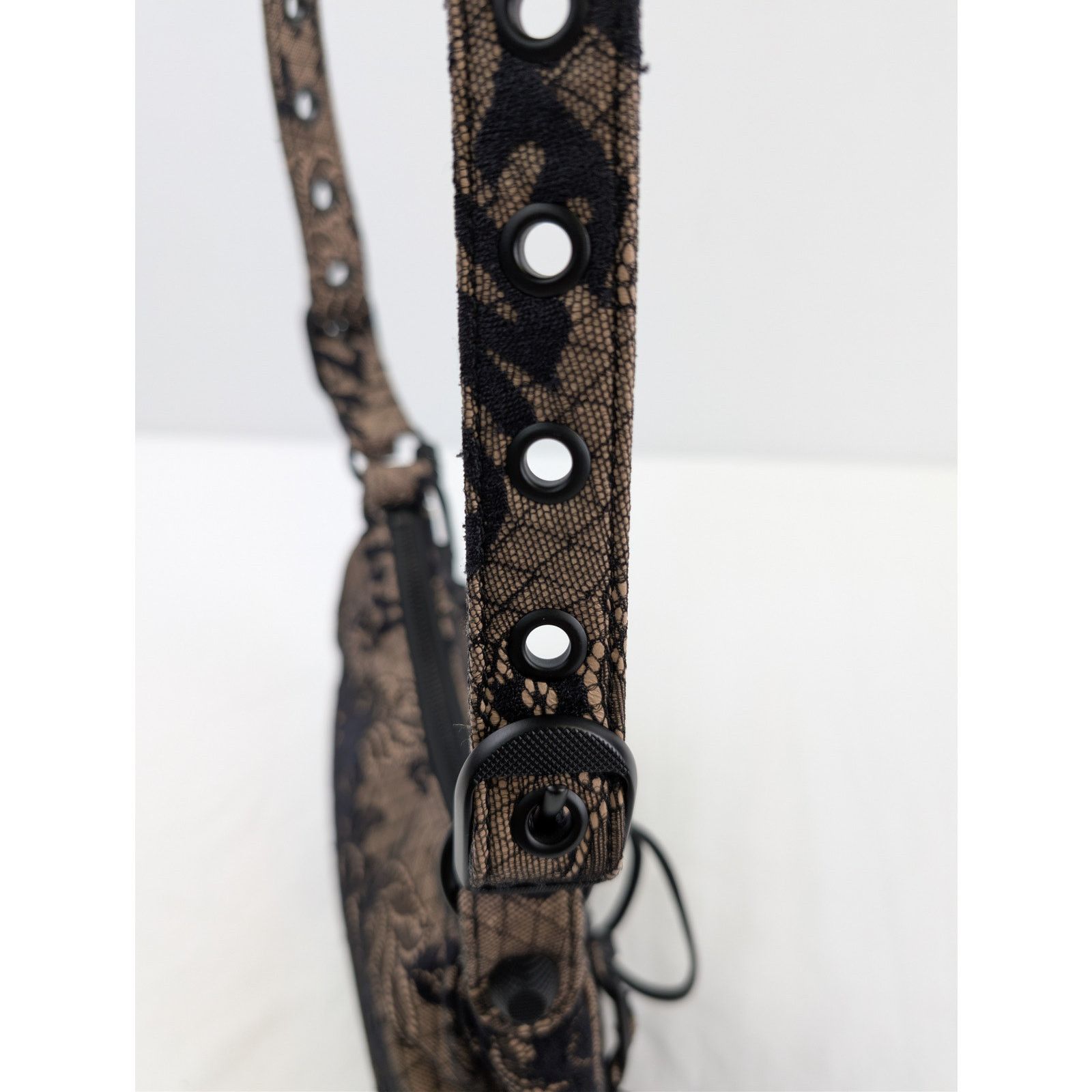 Balenciaga o1rshd1 Size: OS / Le Cagole Bag in Brown Size ONE SIZE - 7 Thumbnail