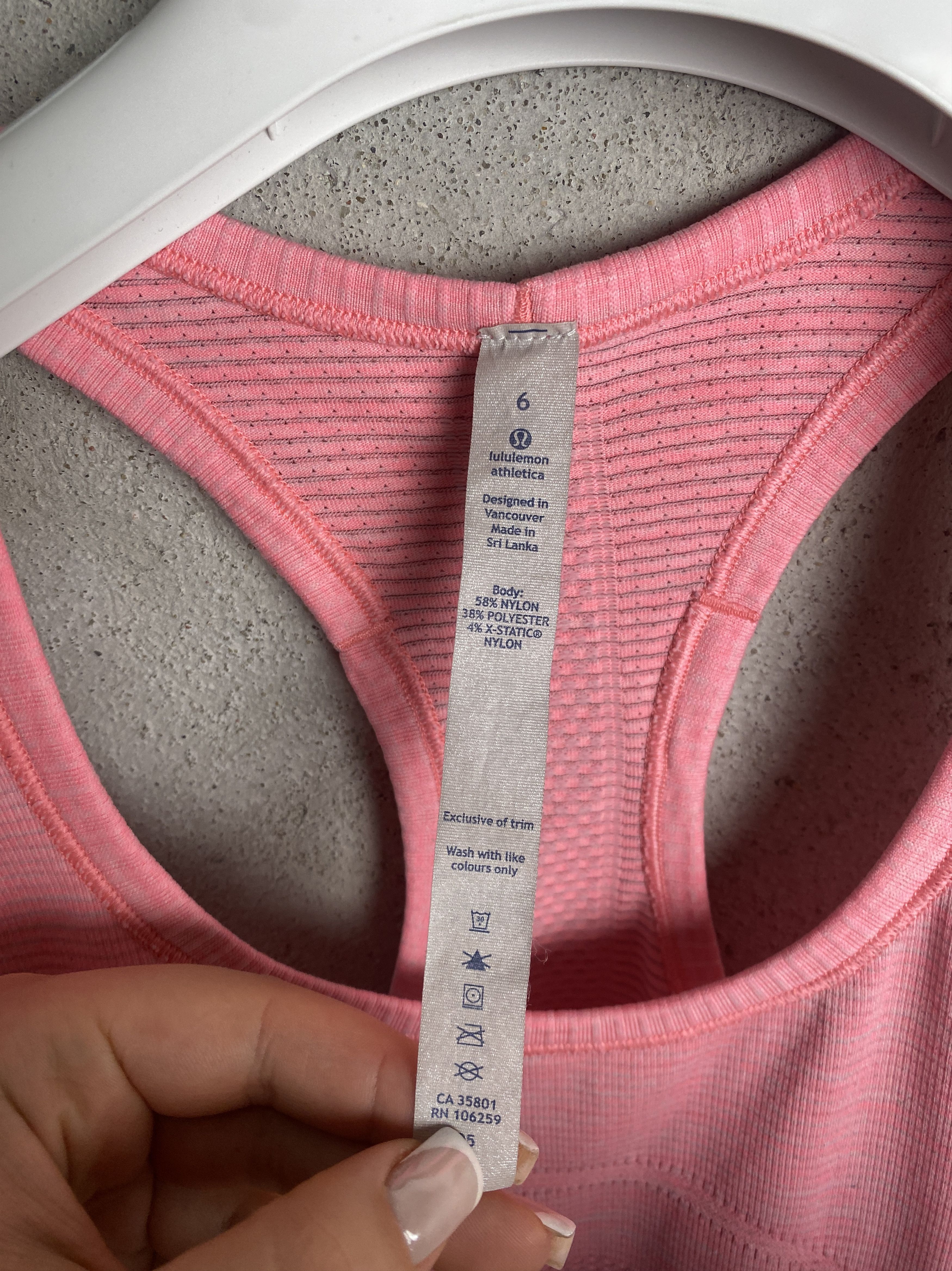 Lululemon Lululemon tank top t-shirt tee gym pilates yoga pilates Size S / US 4 / IT 40 - 4 Thumbnail