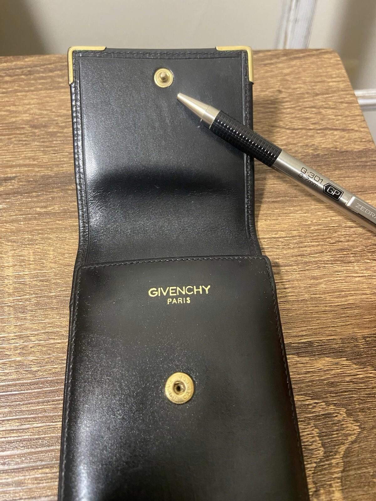 Givenchy Rare Givenchy soft black leather sunglasses case multipouch Size ONE SIZE - 10 Thumbnail
