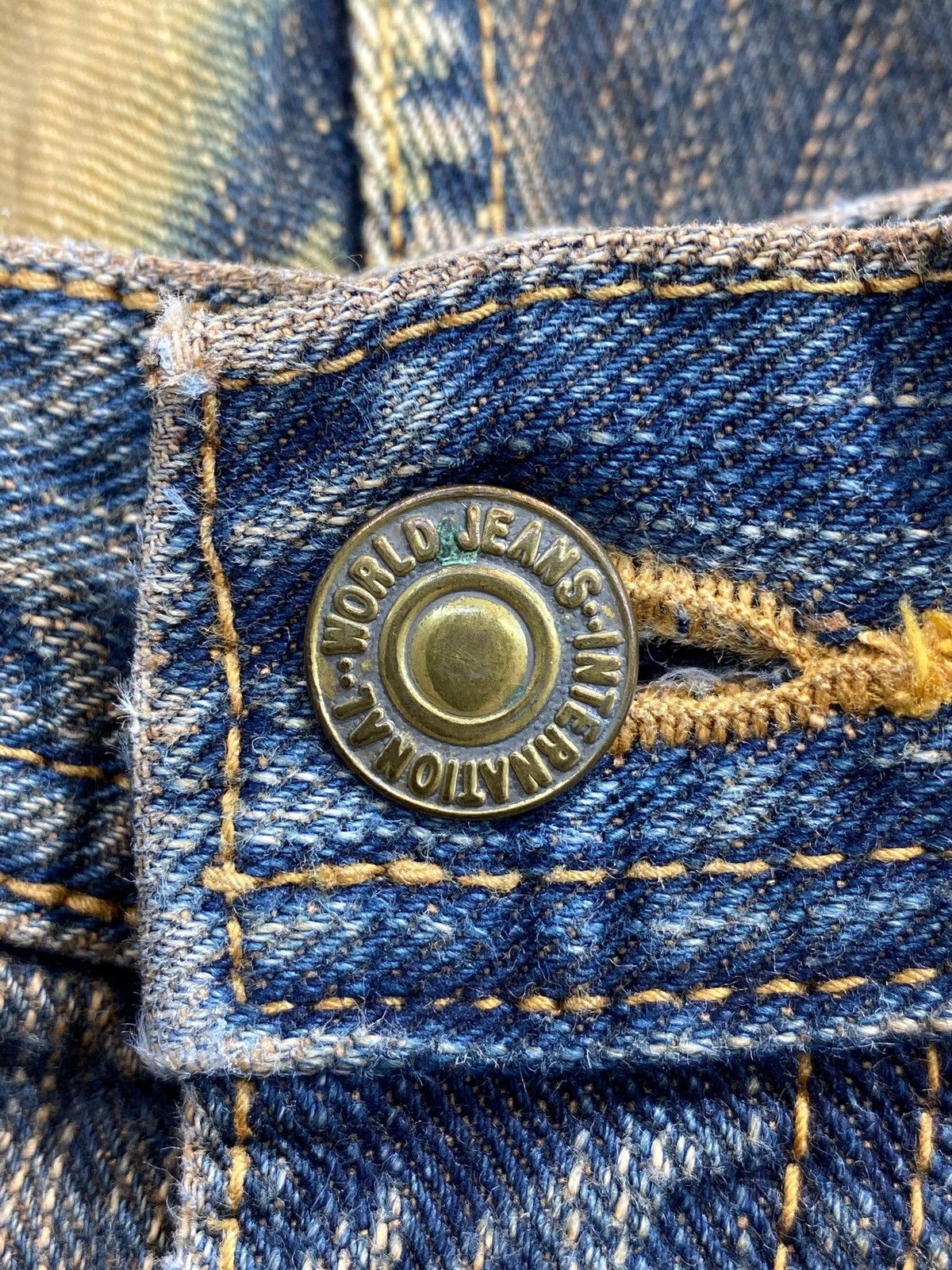 Japanese Brand Japanese Brand GLHEART Rusty Wash Loose Jeans Size US 31 - 9 Thumbnail