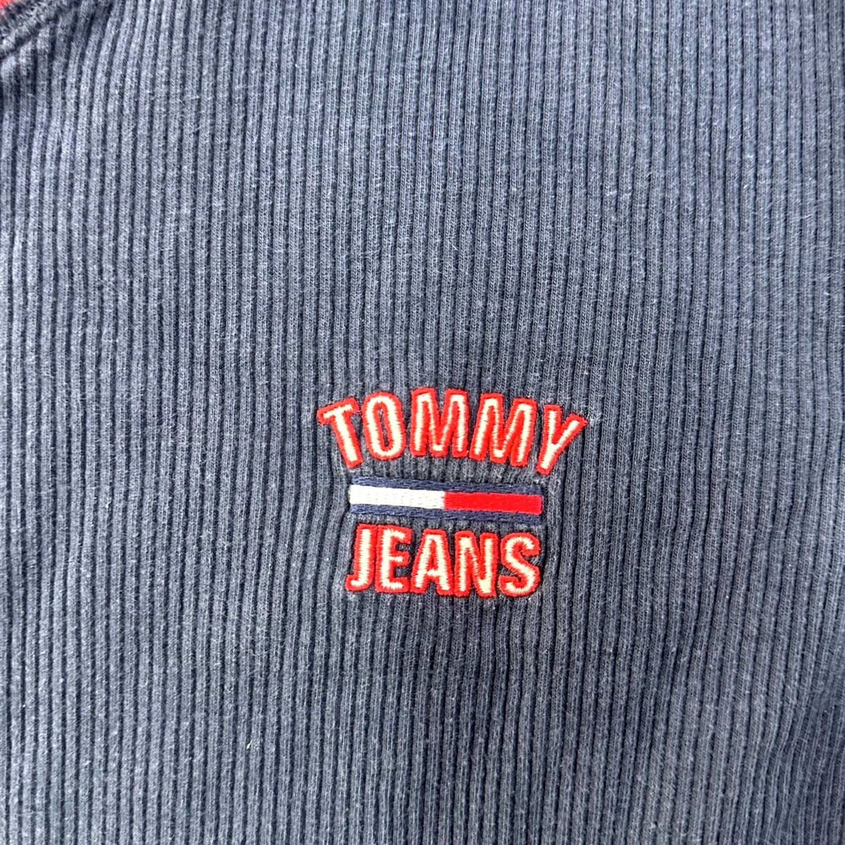 Tommy Hilfiger VINTAGE Tommy Hilfiger Long Sleeve V-Neck Shirt Men's Large Blue 2000s Logo Knit Cotton Blend Size US L / EU 52-54 / 3 - 3 Thumbnail