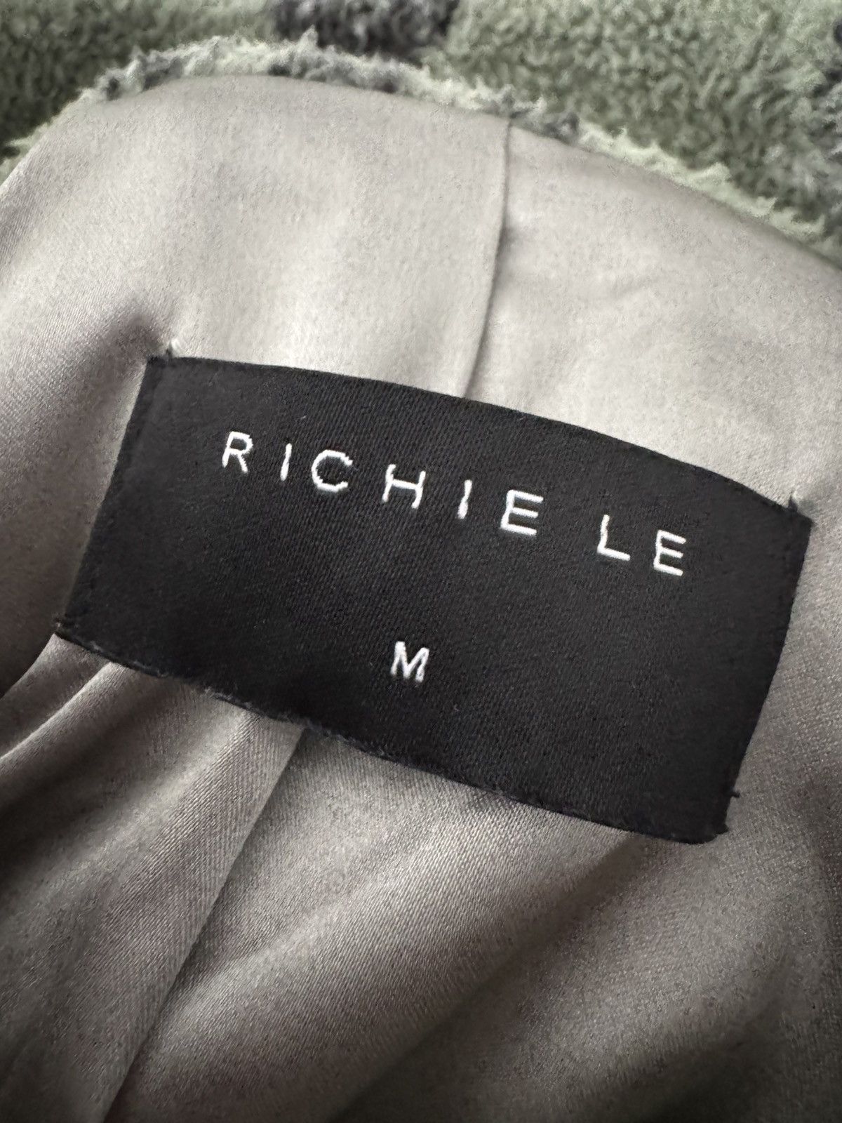 Richie Le Collection Richie Lee Collection Paisley zip sz.M Size US M / EU 48-50 / 2 - 4 Thumbnail