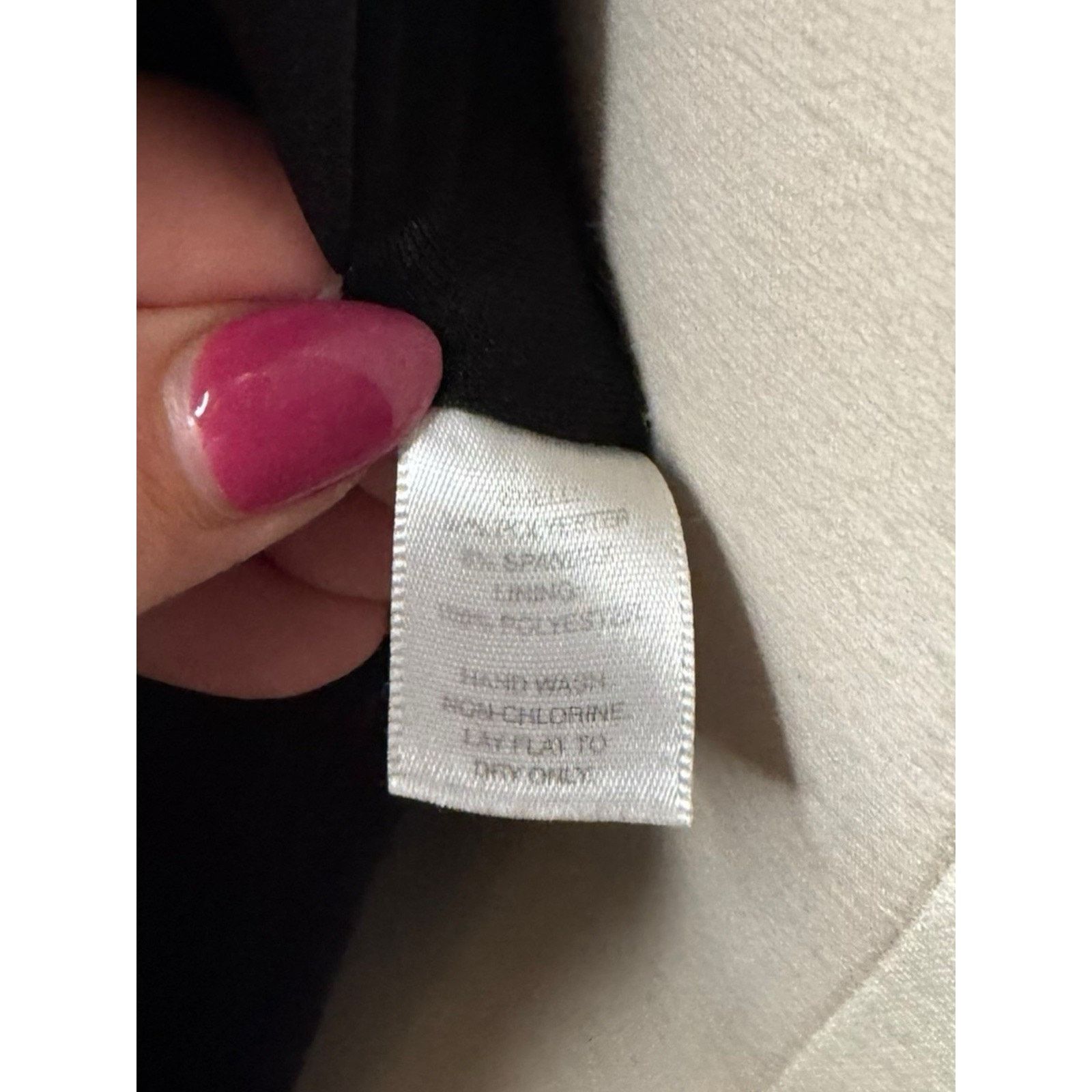 White House Black Market White House Black Market Little Black Dress V Neck Size L / US 10 / IT 46 - 7 Thumbnail