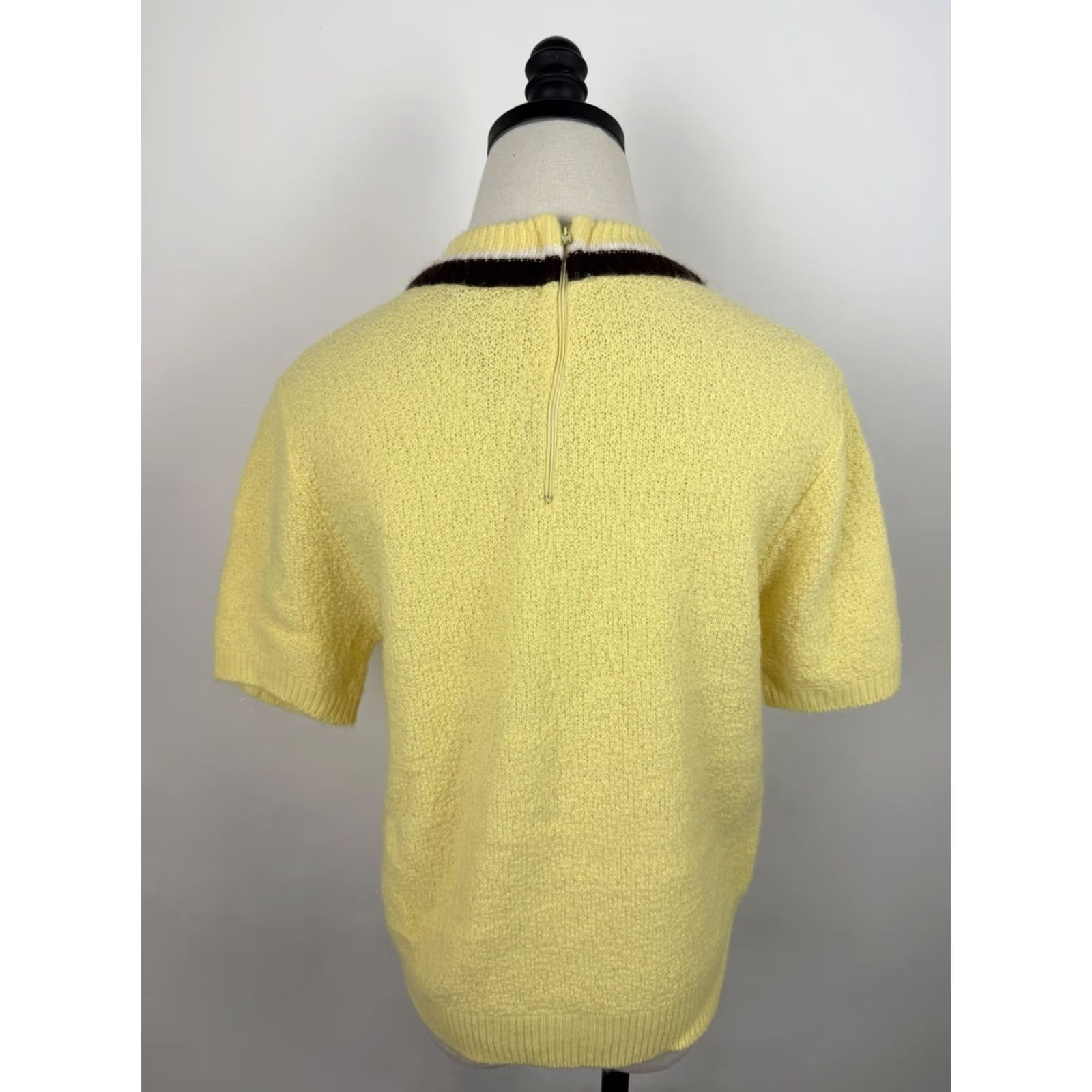 Buttero VINTAGE Penrose Sweater Womens S Mock Neck Short Sleeve Pullover Yellow 70s Retro Knit Top Size S / US 4 / IT 40 - 7 Thumbnail