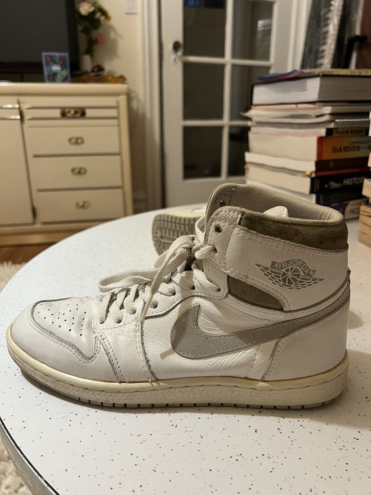 Nike 1985 Jordan 1 Neutral/Natural Grey Size US 9.5 / EU 42-43 - 5 Thumbnail