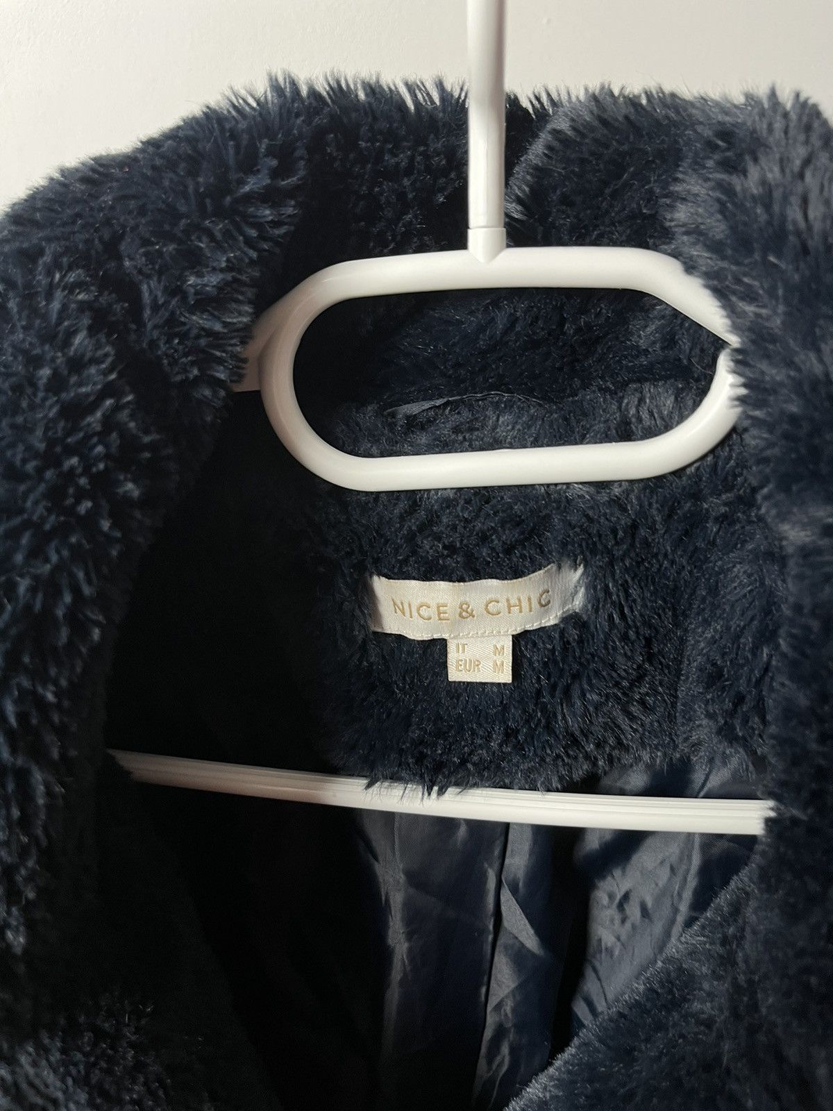 Japanese Brand Vintage Woman’s Faux Fur Heavy Y2K Jacket / Coat Size M / US 6-8 / IT 42-44 - 3 Thumbnail
