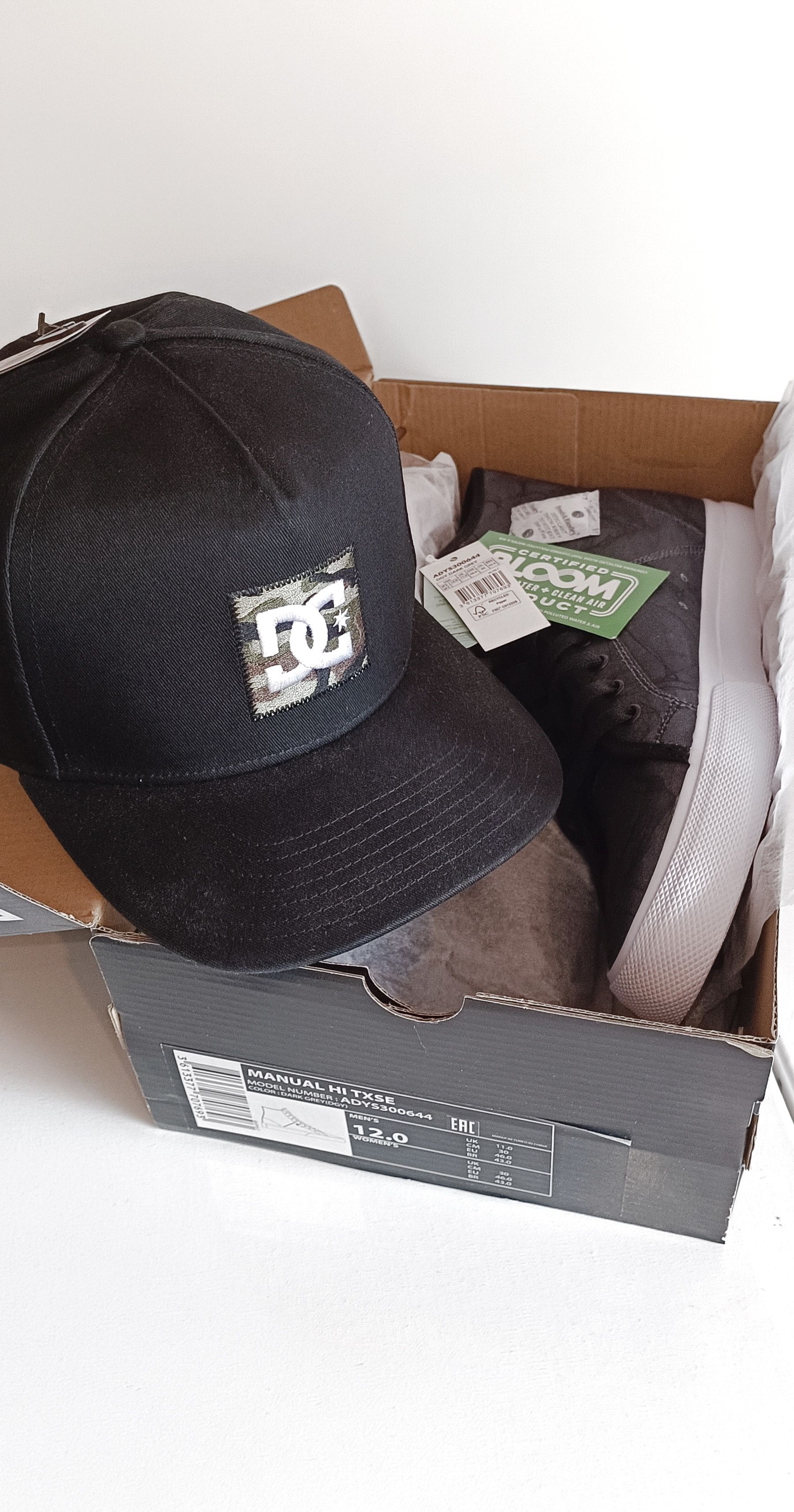 DC DC Shoes — Manual Hi Txse 'Dark Grey' w. DC Cap Size US 12 / EU 45 - 21 Thumbnail