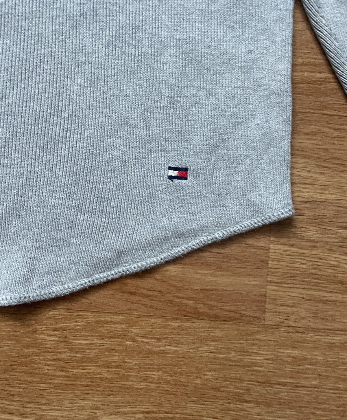 Tommy Hilfiger Vintage Tommy Hilfiger Sweater Size US L / EU 52-54 / 3 - 5 Thumbnail