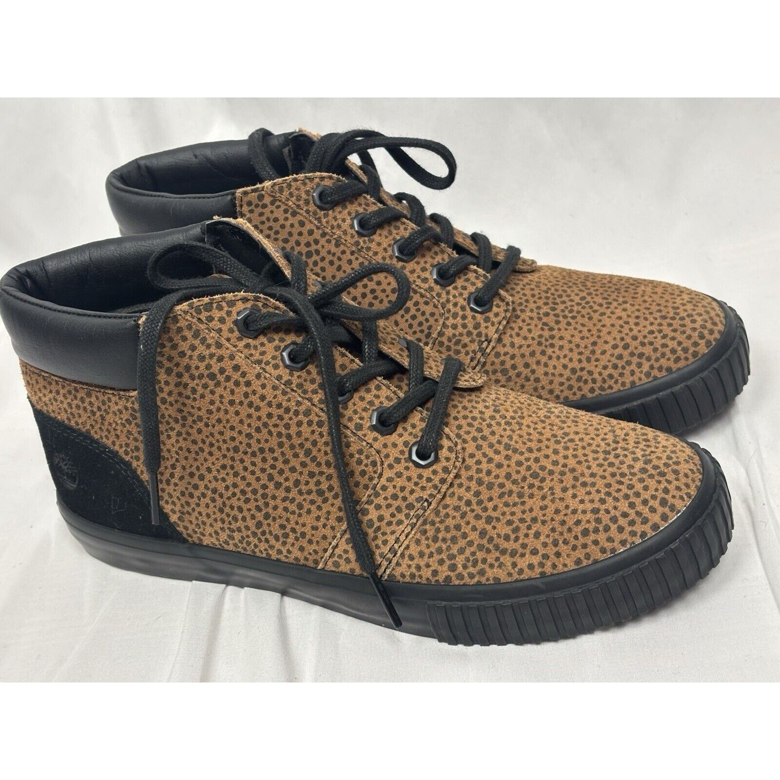 Timberland Timberland Women's Chukka Boot Cheetah Suede High Top Size 8 Size US 8 / IT 38 - 11 Thumbnail