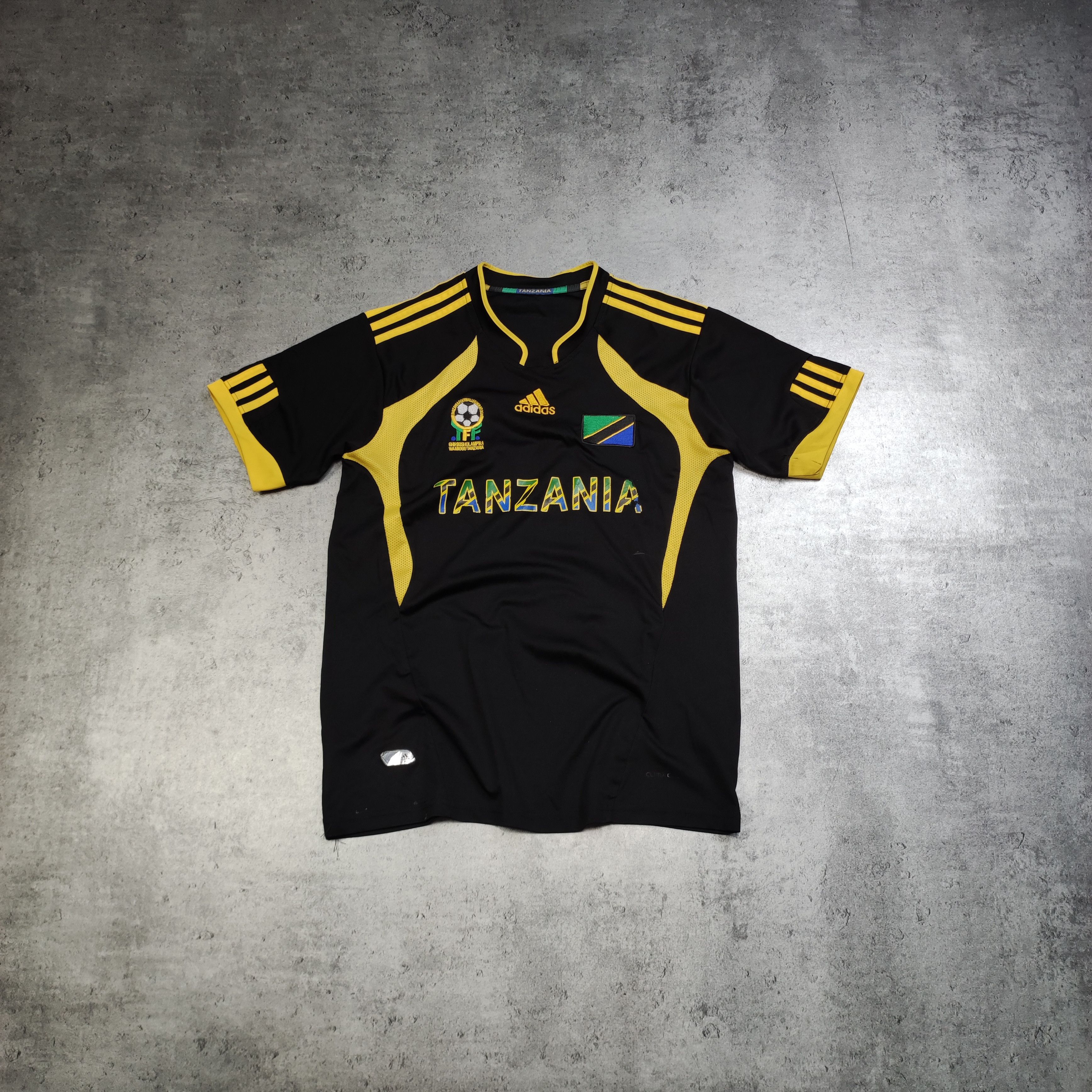 Vintage RARE Adidas Tanzania Africa National Team Football Jersey Size US M / EU 48-50 / 2 - 1 Thumbnail