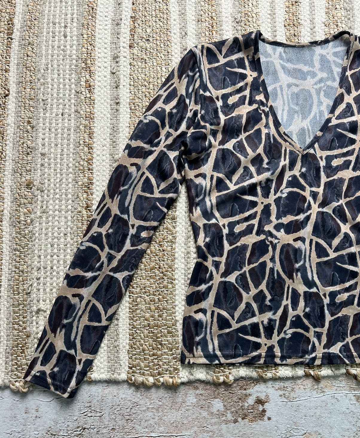 20471120 × Vintage Vintage abstract mesh long sleeve Size S / US 4 / IT 40 - 2 Thumbnail