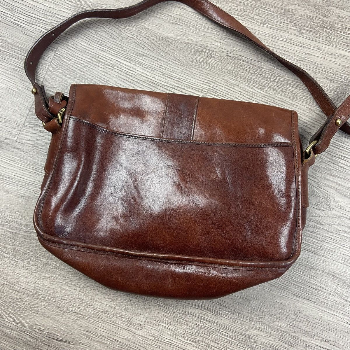 BRAHMIN Brahmin Brown Shoulder Bag Gold Hardware Buckle Medium 11x8 Size ONE SIZE - 11 Thumbnail