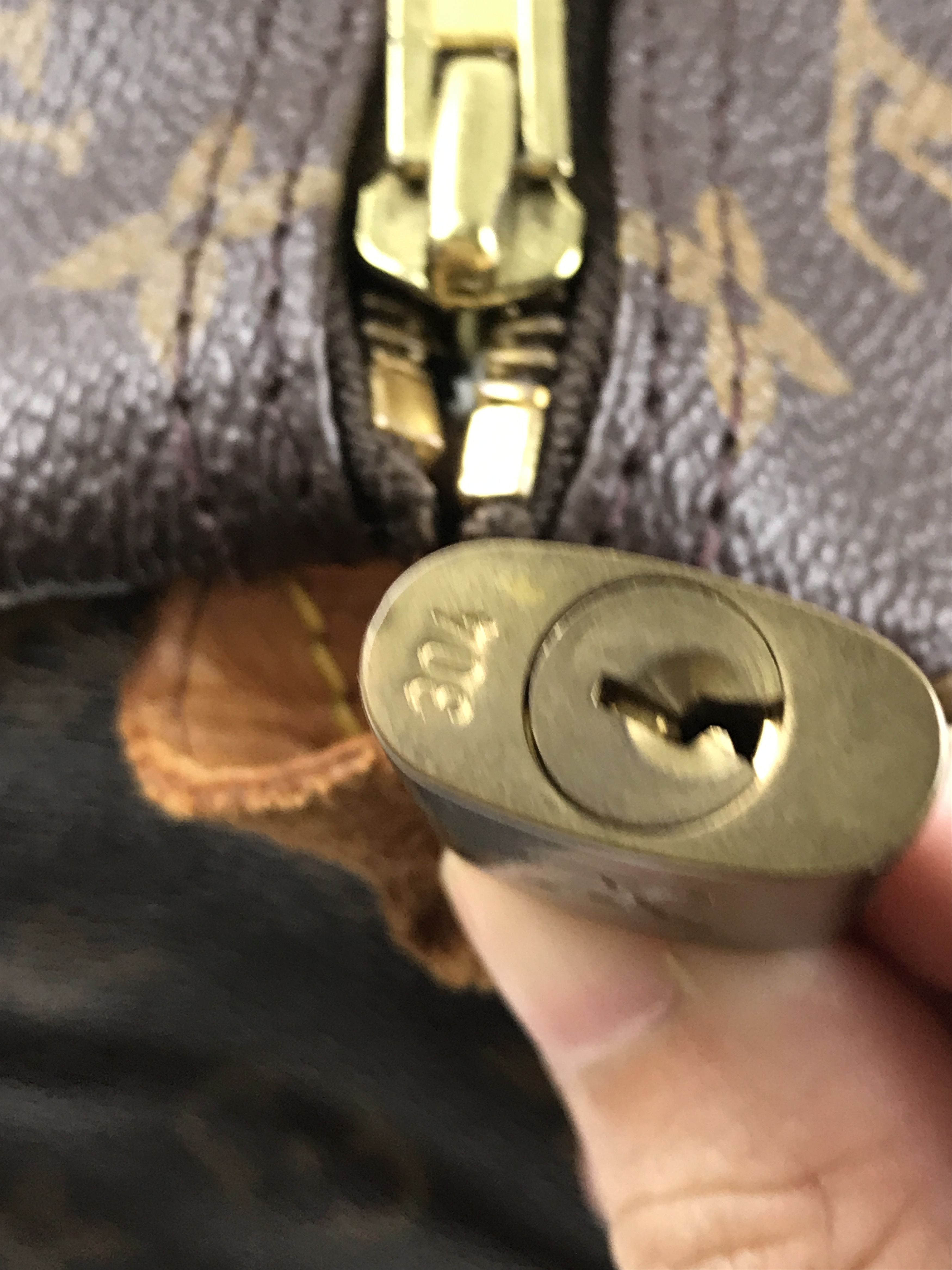 Vintage Louis Vuitton Speedy Monogram