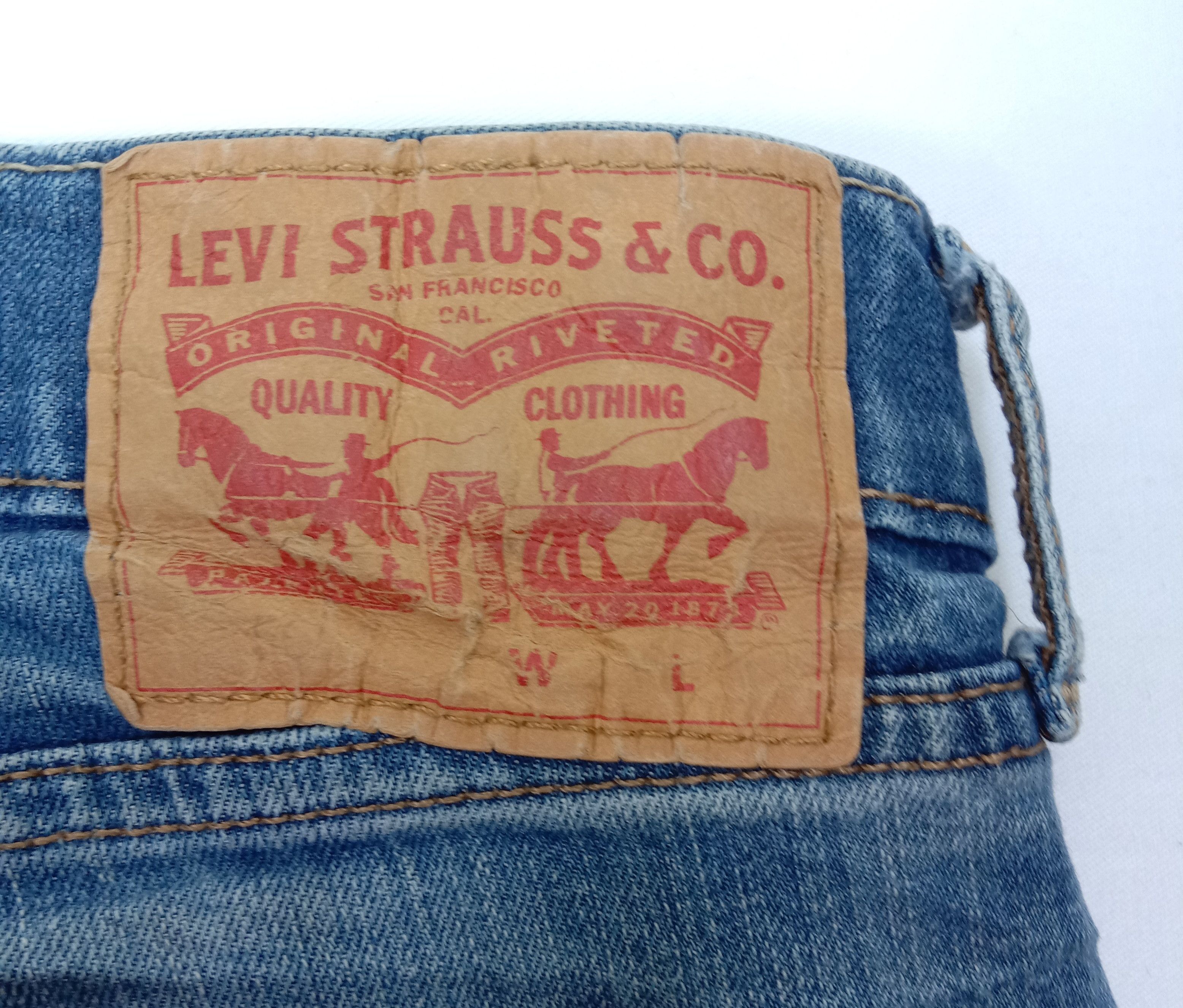Levi's Vintage Levi's 505 Jeans Regular Fit Distressed Denim Size US 37 - 15 Thumbnail