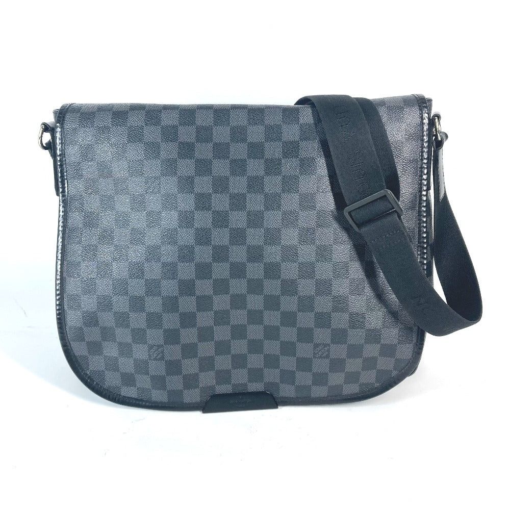 Louis Vuitton Louis Vuitton N58033 Damier Graphit Daniel Gm Briefcase Diagonal Hanging (E.G. Of A Rocket) Messenger Bag Shoulder Graphite Canvas Men Size ONE SIZE - 1 Thumbnail