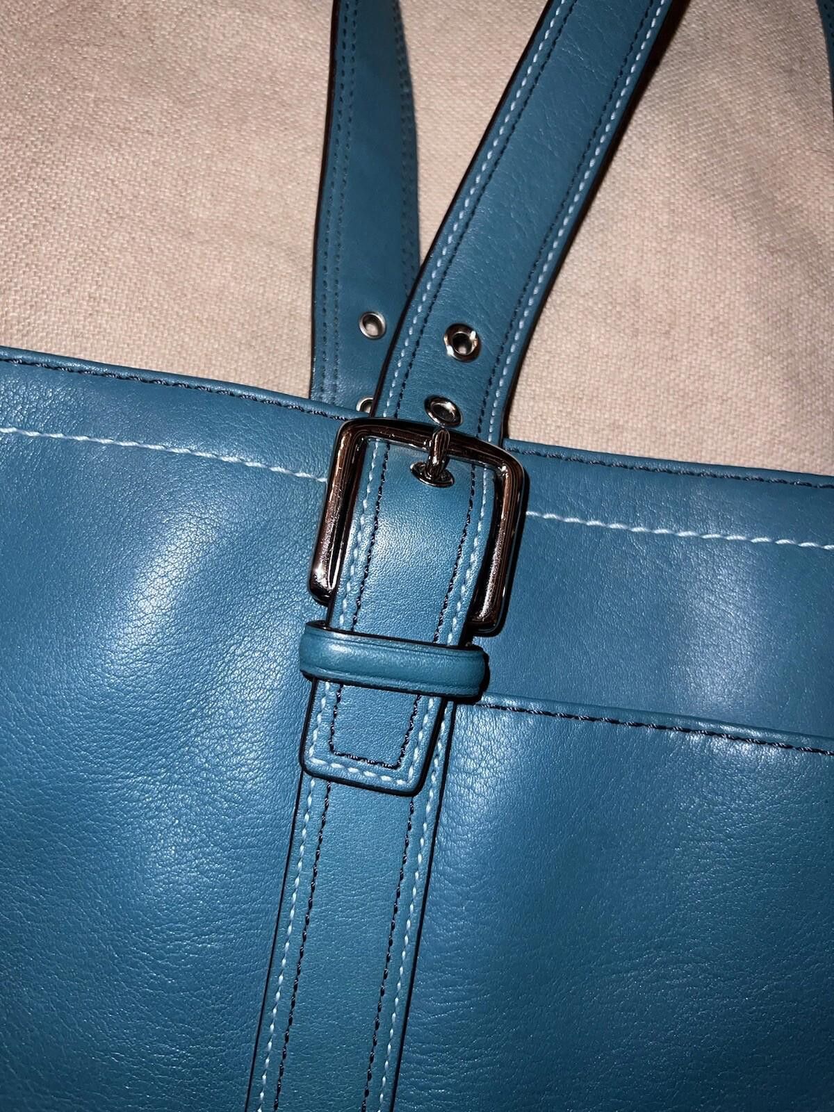 Coach SPRING Teal Peacock Blue Coach Bag Tote Purse Carry All Zip Size ONE SIZE - 3 Thumbnail