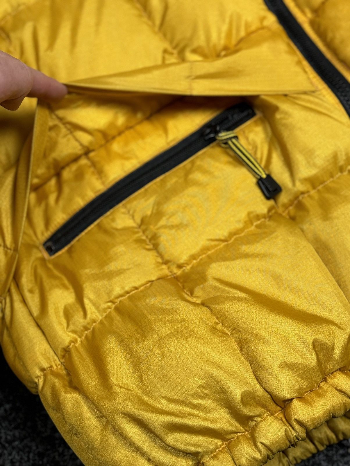 Tommy Hilfiger × Vintage TOMMY HILFIGER PUFFER OUTDOORS Size US L / EU 52-54 / 3 - 9 Thumbnail