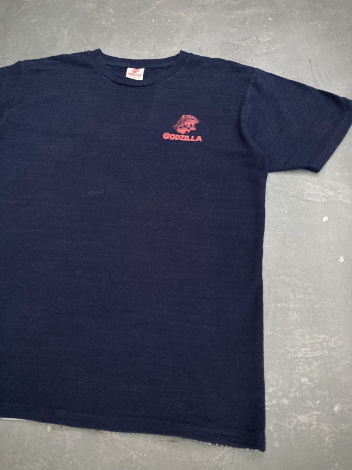 Japanese Brand × Vintage Vintage 2000s Godzilla Tee Size US M / EU 48-50 / 2 - 4 Thumbnail