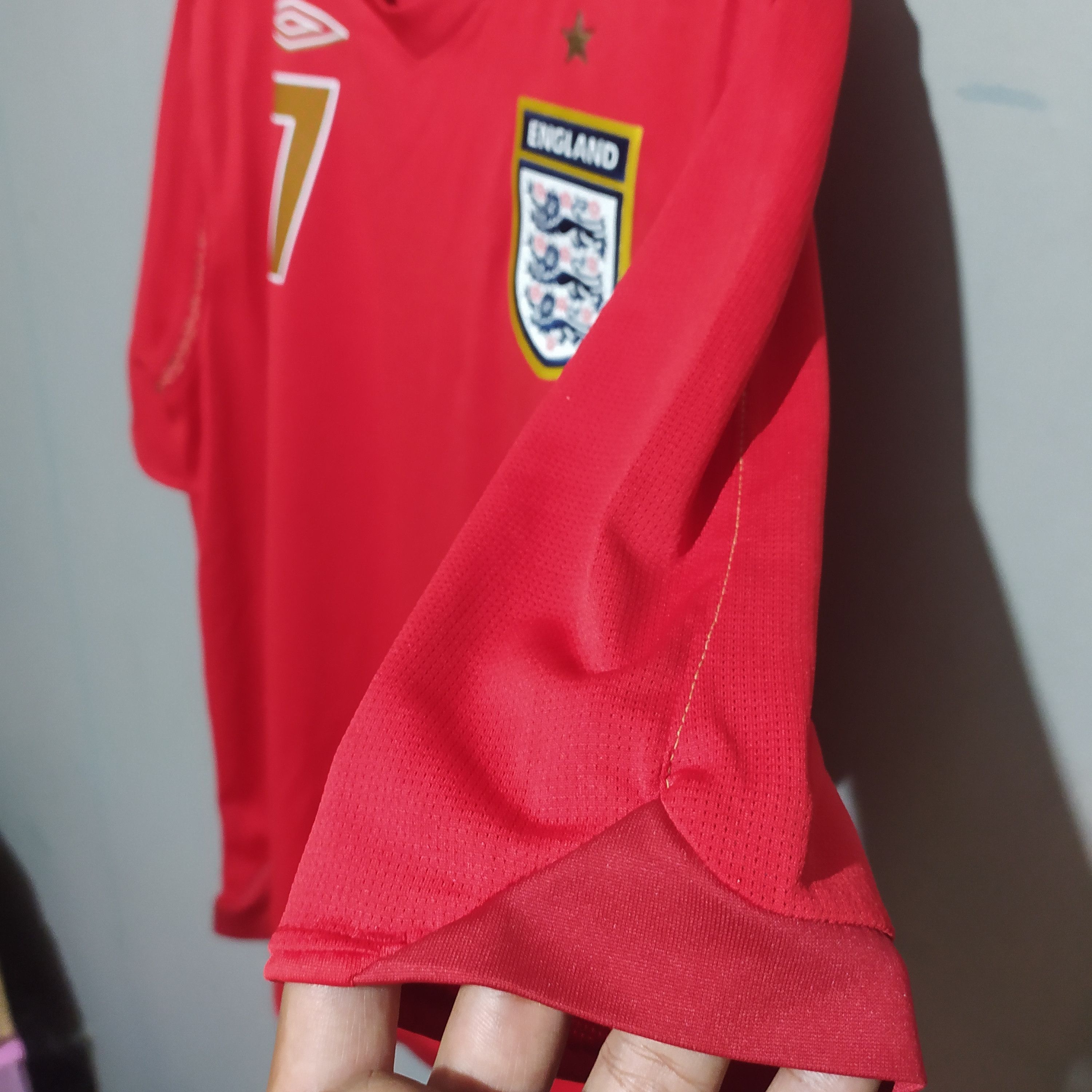Umbro Umbro x England 2006/2008 #7 Beckham Away Jersey Size US L / EU 52-54 / 3 - 11 Thumbnail