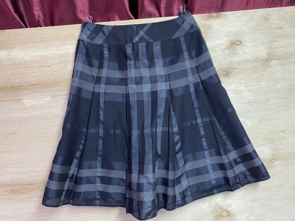 Burberry Burberry skirt Size 30" / US 8 / IT 44 - 9 Thumbnail