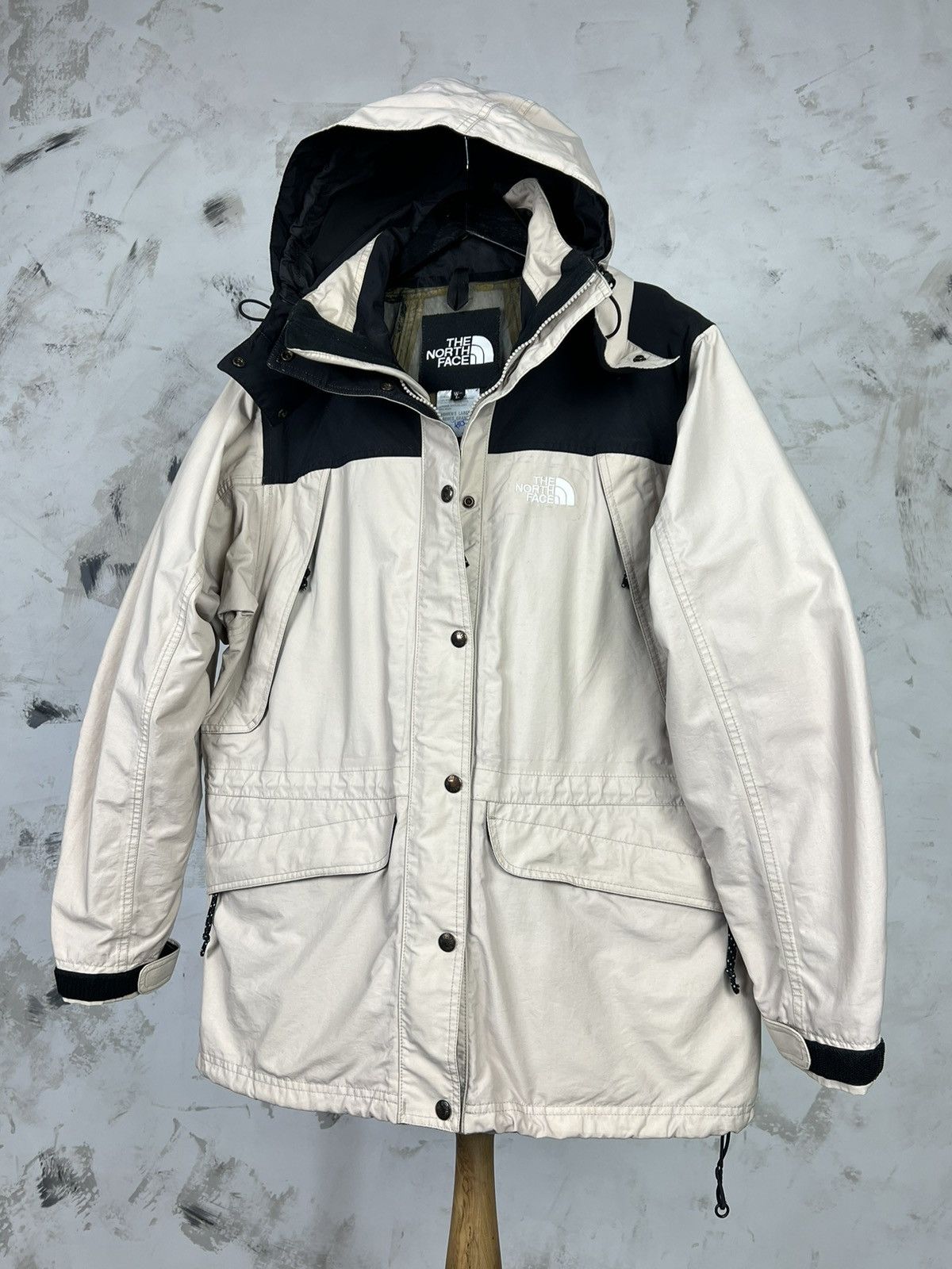 The North Face Vintage The North Face Jacket Size M - L Size L / US 10 / IT 46 - 1 Thumbnail