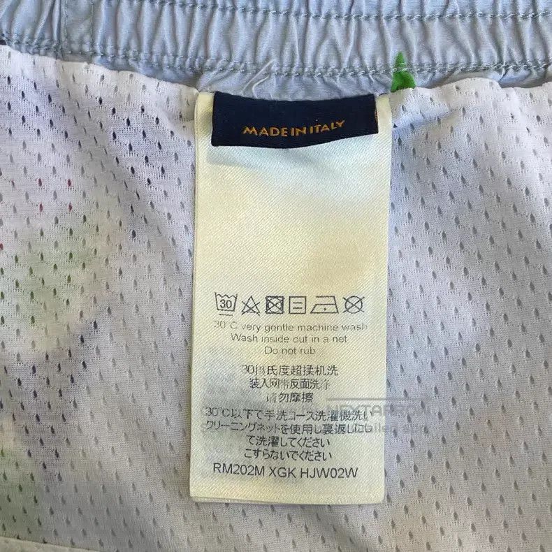 Louis Vuitton Louis Vuitton size s Floral blue shorts Size US 28 / EU 44 - 6 Thumbnail