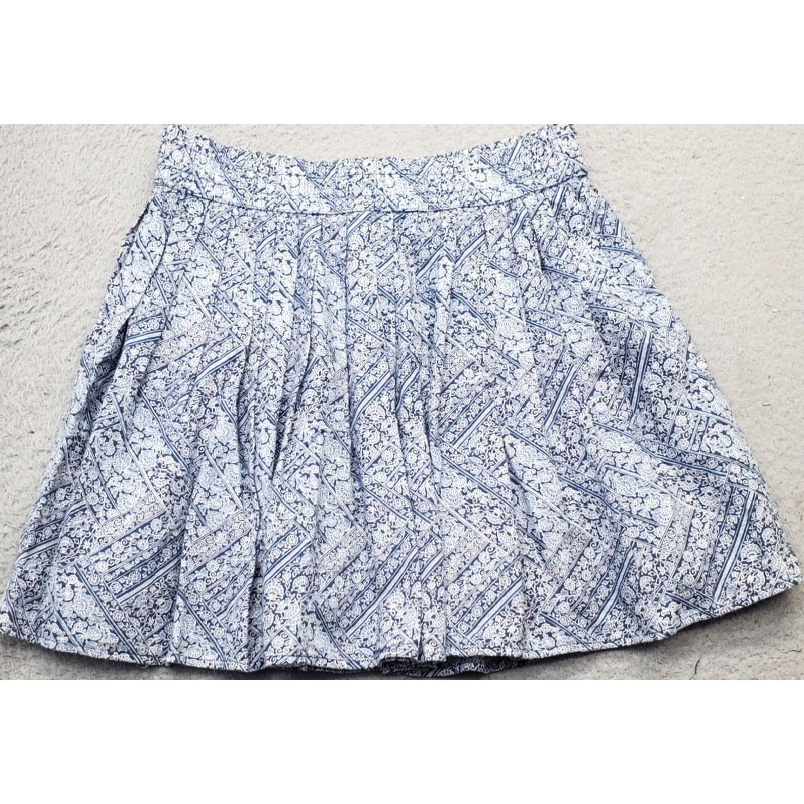 American Eagle Outfitters American Eagle Outfitters Skirt Womens M Multicolor Floral Lined Pleated A-Line Dress? Size 32" / US 10 / IT 46 - 2 Thumbnail
