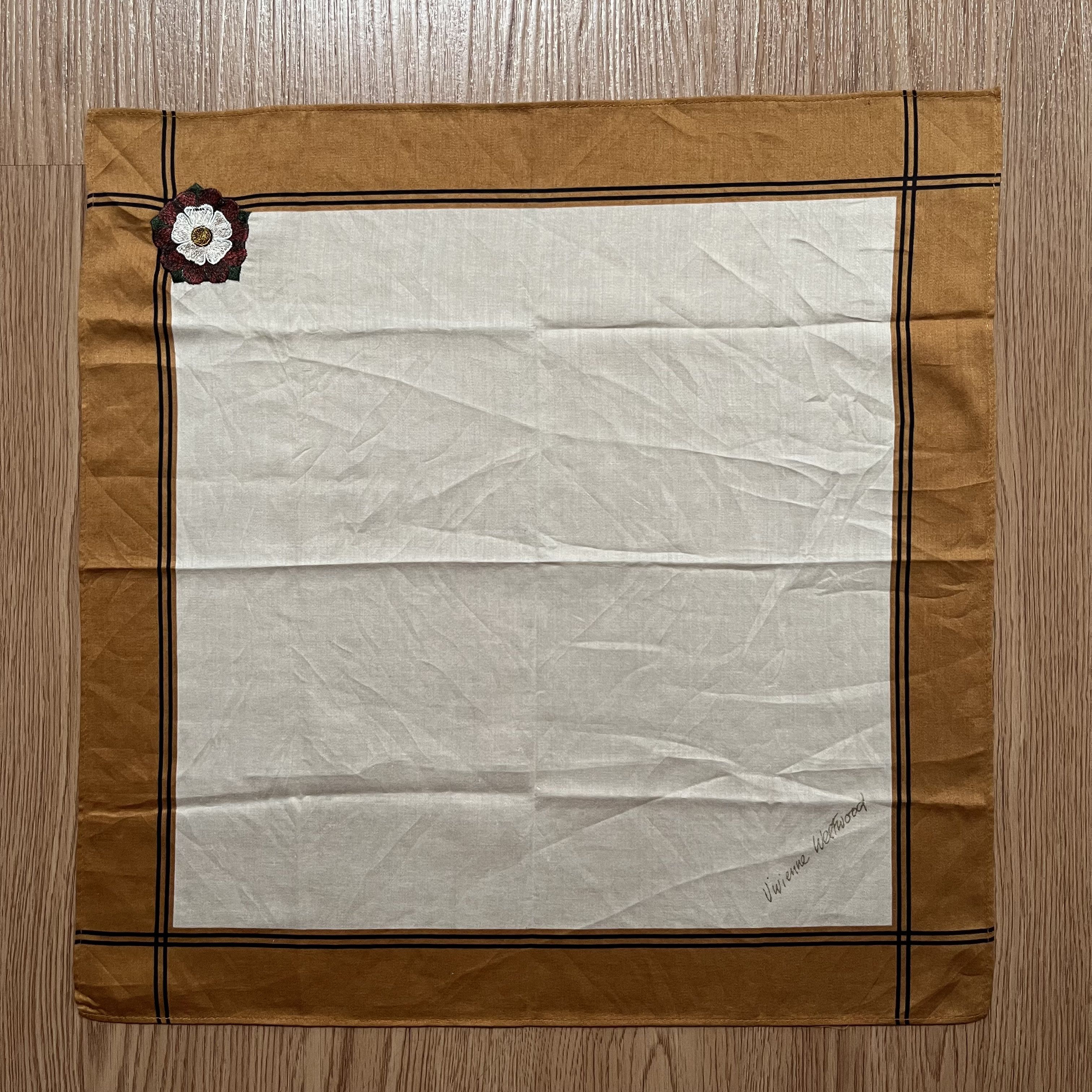 Vivienne Westwood Vintage Vivienne westwood Handkerchief Size ONE SIZE - 1 Thumbnail