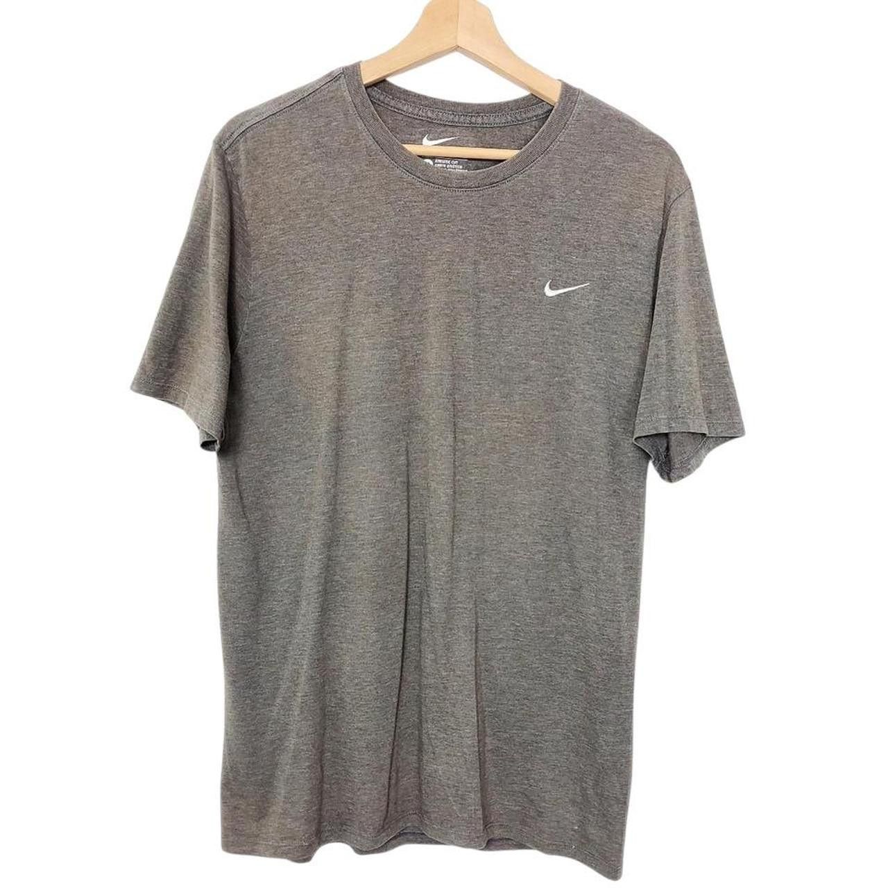 Nike × Vintage Vintage Nike T-shirt size M Size US M / EU 48-50 / 2 - 1 Thumbnail
