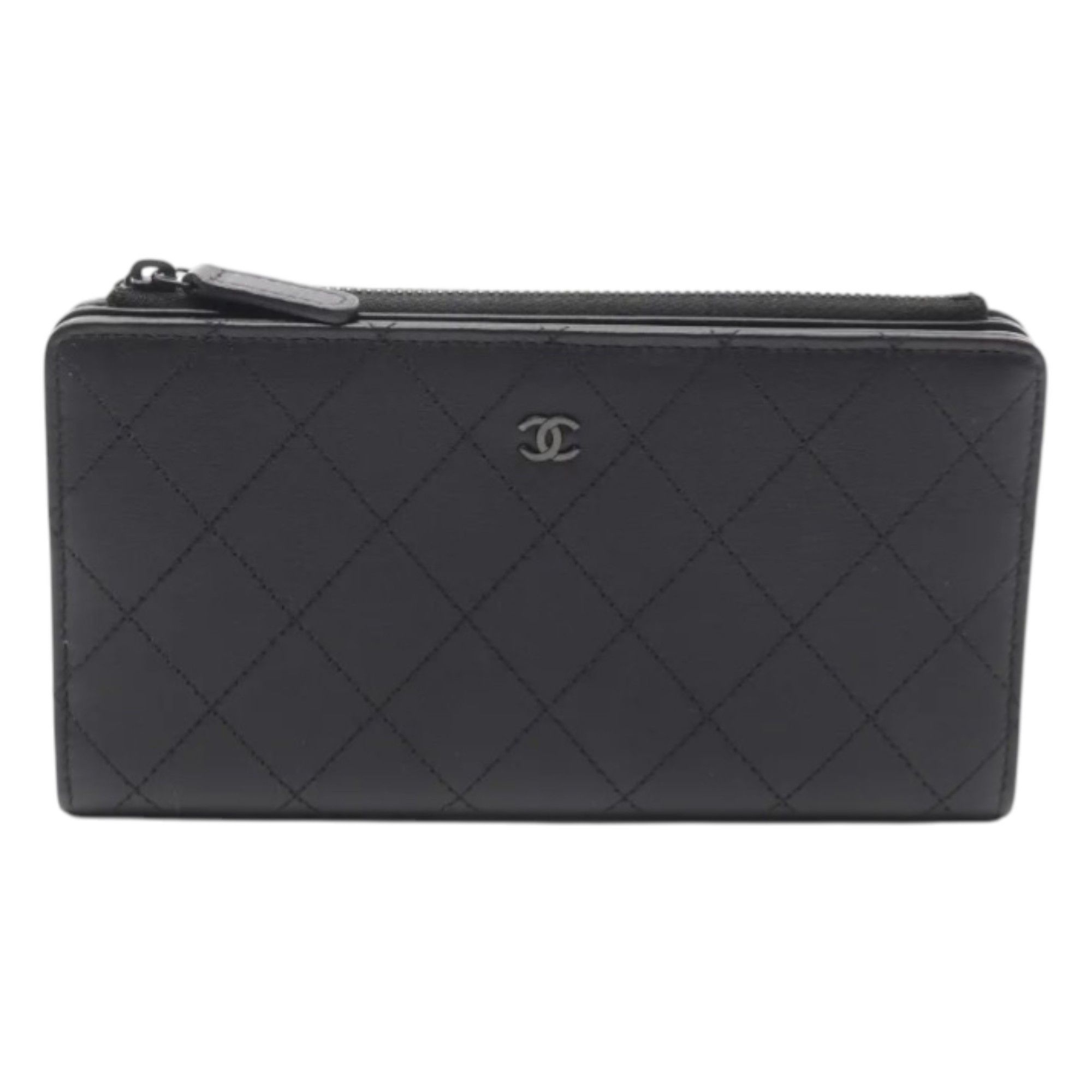 Chanel Matelasse Long Zip Wallet Black Size ONE SIZE - 1 Preview