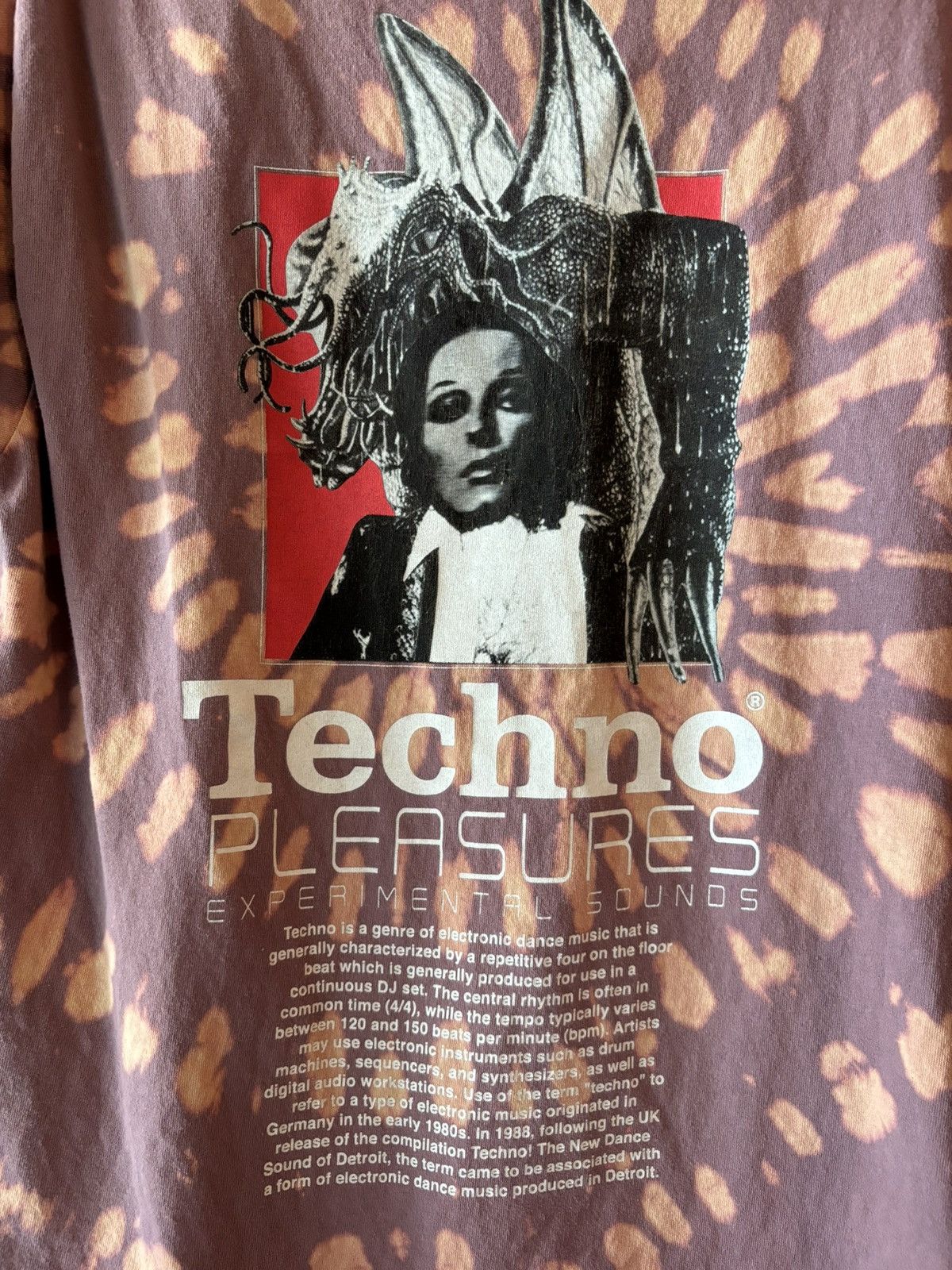 Pleasures Pleasures ‘techno pleasures’ tee Size US M / EU 48-50 / 2 - 5 Thumbnail
