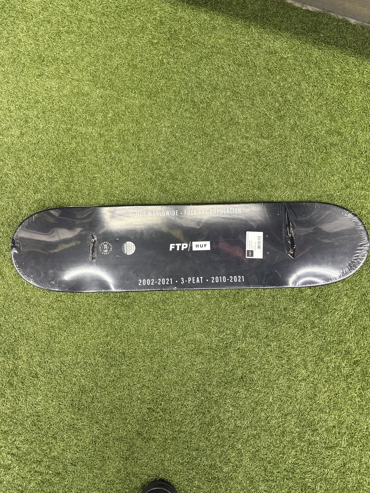 Fuck The Population × Huf HUF x FTP 3-Peat Skateboard Deck Size ONE SIZE - 4 Thumbnail